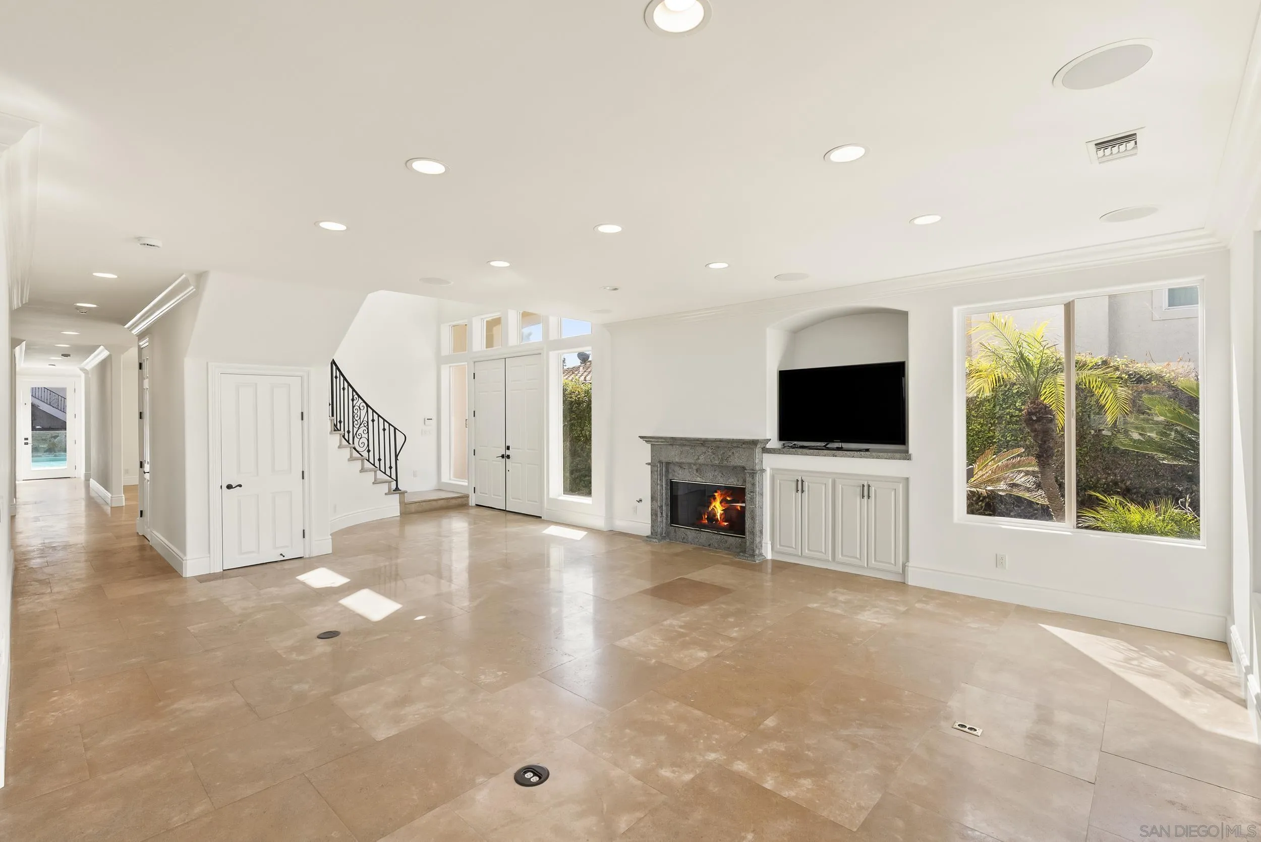 https://cdn.realtyfeed.com/cdn/127/260005340/995a2b5aca88b27e9da81294e13aae99.webp