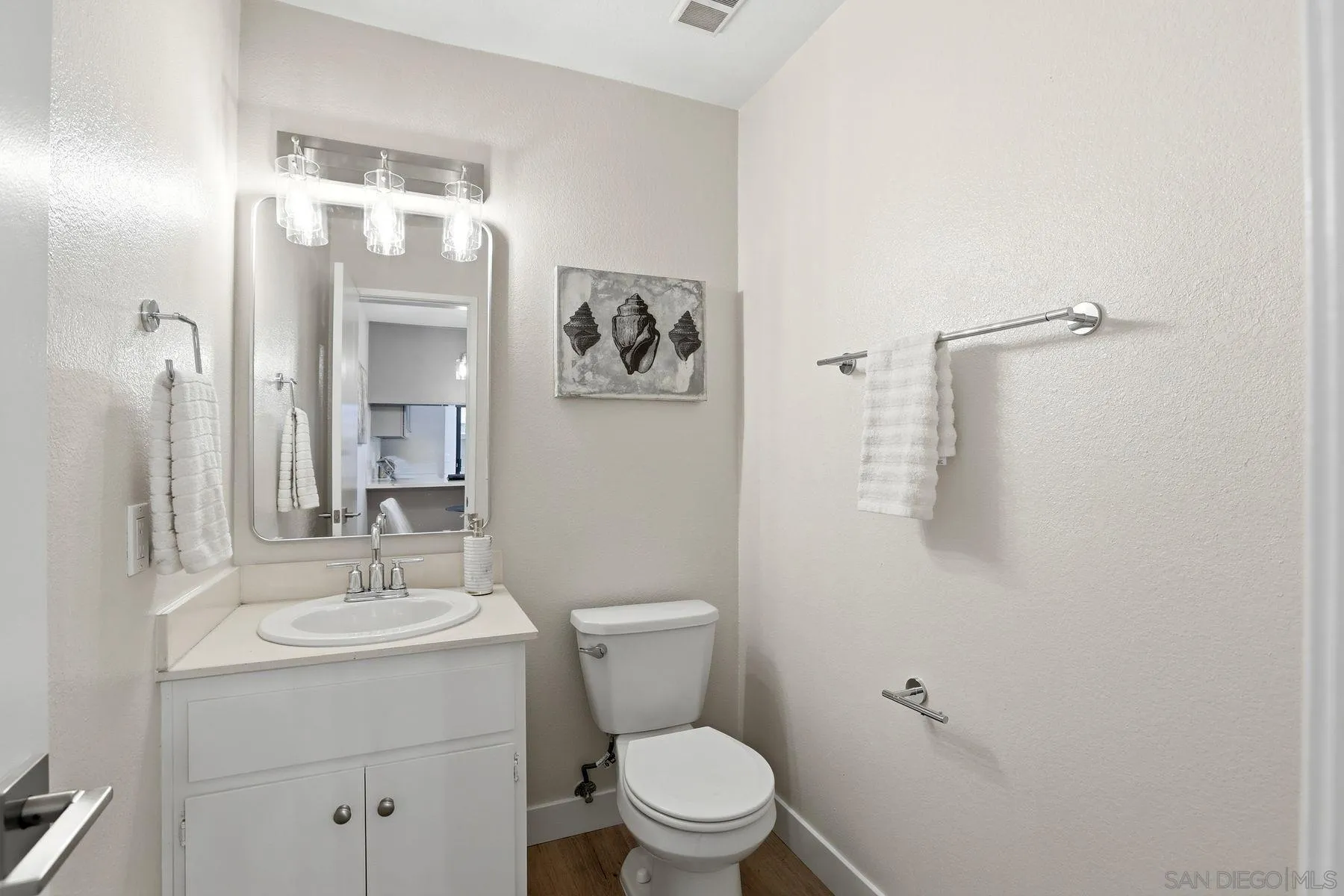 Photo #13: 260005342 Listing: Photo #13