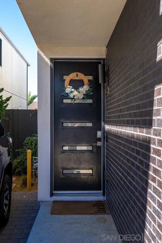 https://cdn.realtyfeed.com/cdn/127/260005343/1f92233f24000a305f94b35997c2727e.webp