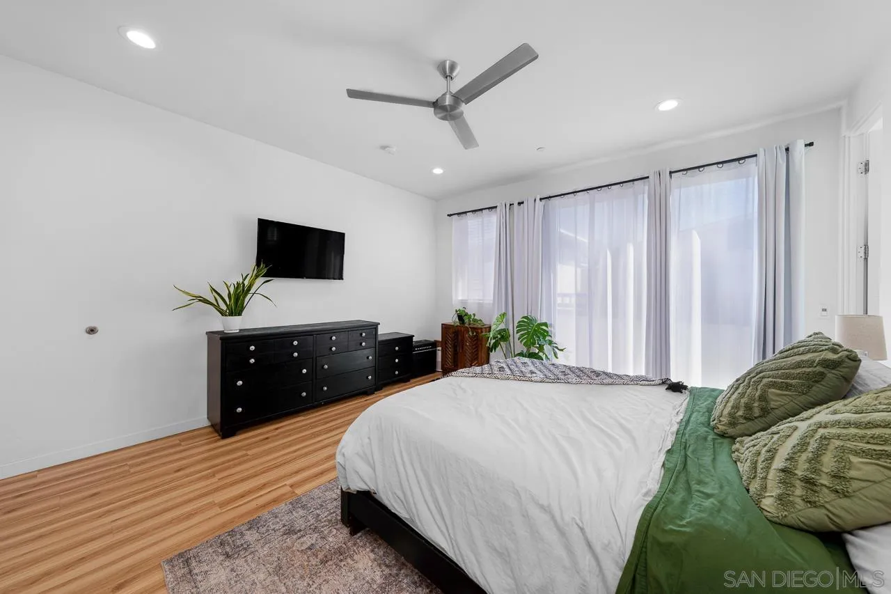 https://cdn.realtyfeed.com/cdn/127/260005343/2bd7bb33030bf6cd5071033268e8ef54.webp