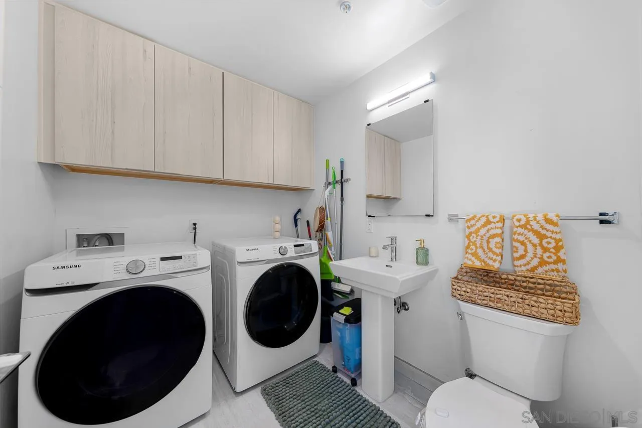 https://cdn.realtyfeed.com/cdn/127/260005343/57e79f71f62c88f0922f37136eeee6dd.webp