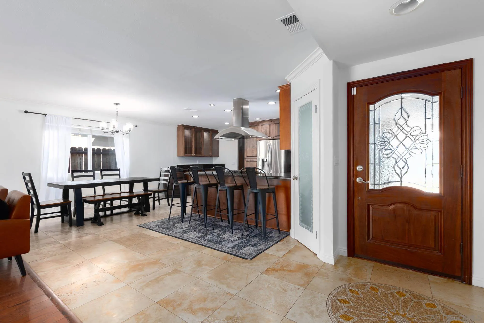https://cdn.realtyfeed.com/cdn/127/260005355/1f78f991f03b2950dc752543851af408.webp