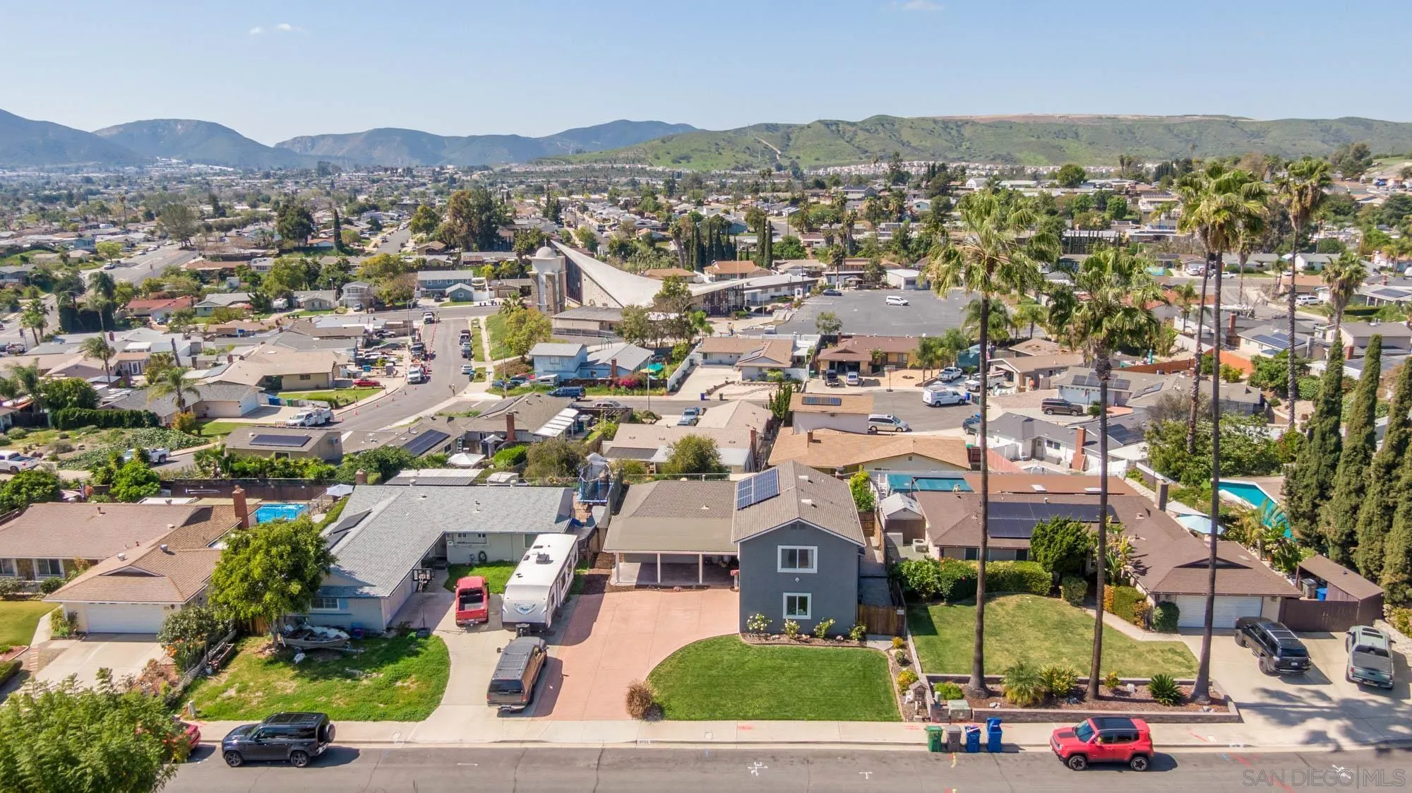 https://cdn.realtyfeed.com/cdn/127/260005355/37afd041b3ae59c760550064d5e1f66b.webp
