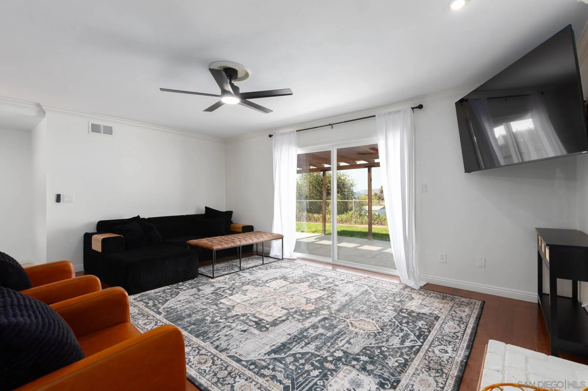 https://cdn.realtyfeed.com/cdn/127/260005355/6d4459016446de498dbac7ab29f8e621.webp