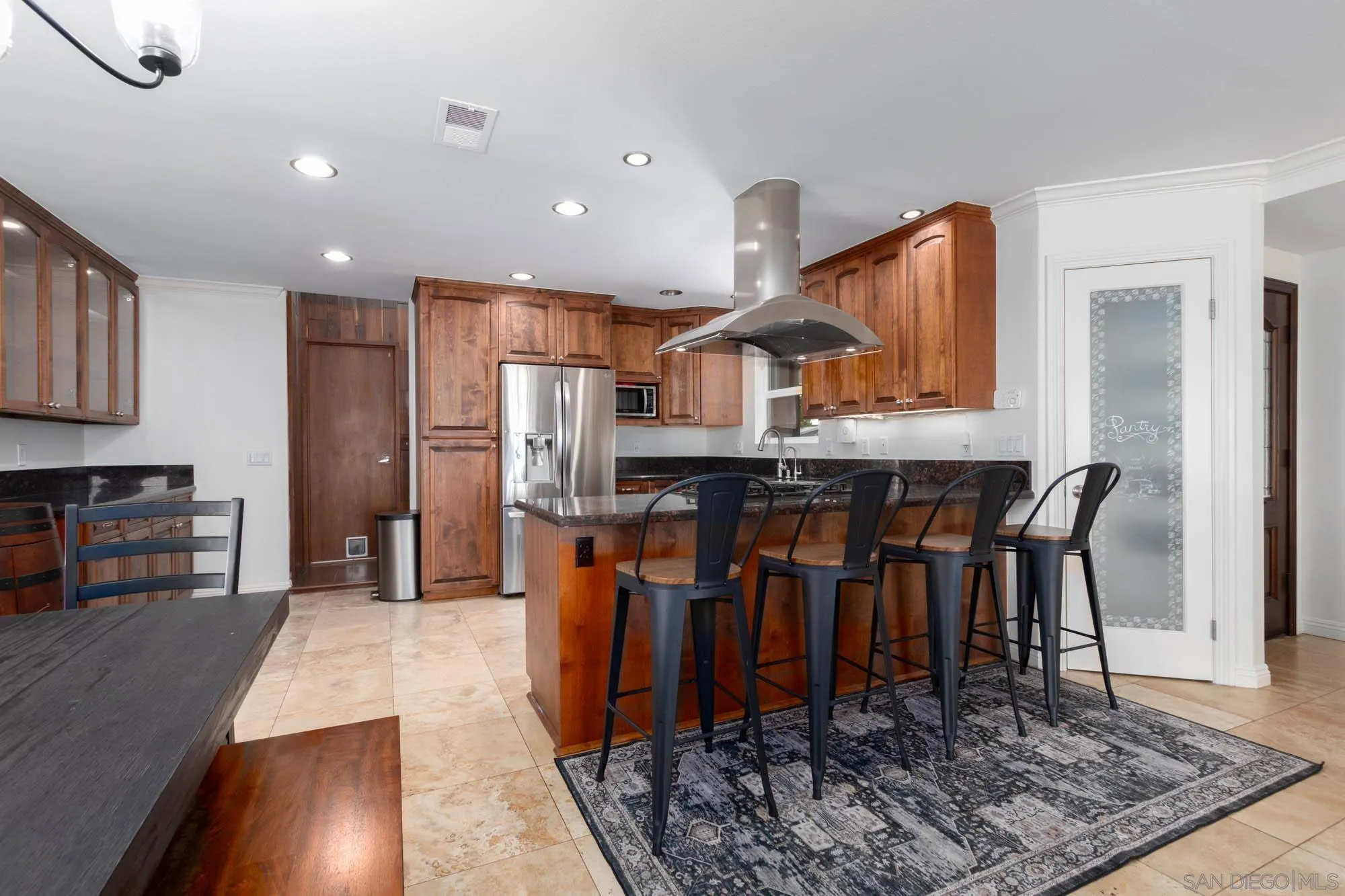 https://cdn.realtyfeed.com/cdn/127/260005355/c0c978fb551eadc3756fd305a83573ef.webp