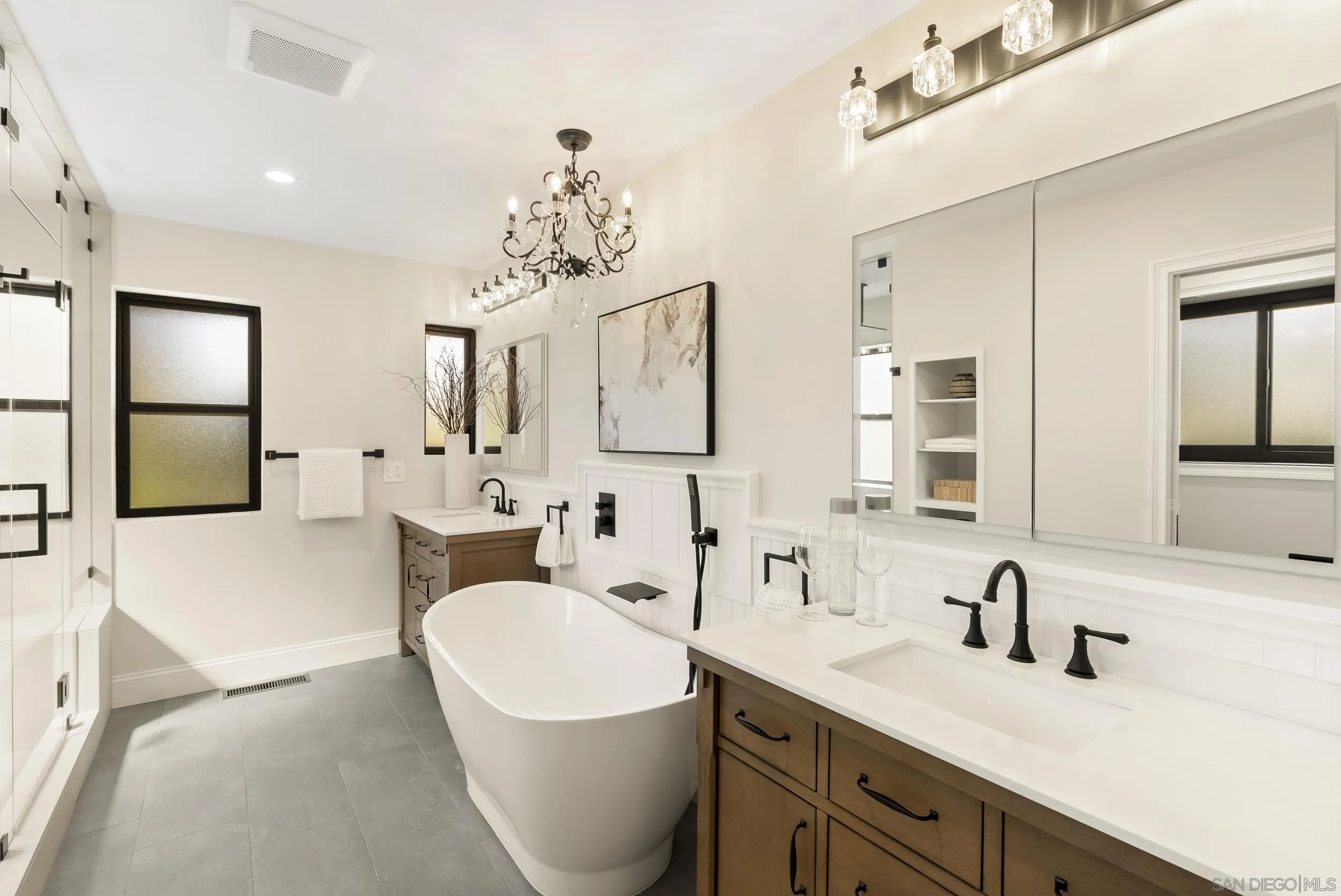 https://cdn.realtyfeed.com/cdn/127/260005362/5fdee2d10f700ed547f817d70e8cde38.webp