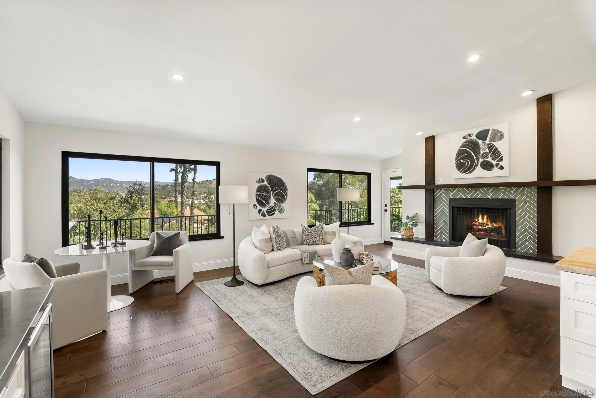 https://cdn.realtyfeed.com/cdn/127/260005362/736c1c180d4a8912dda36a4b1c0eb0fb.webp