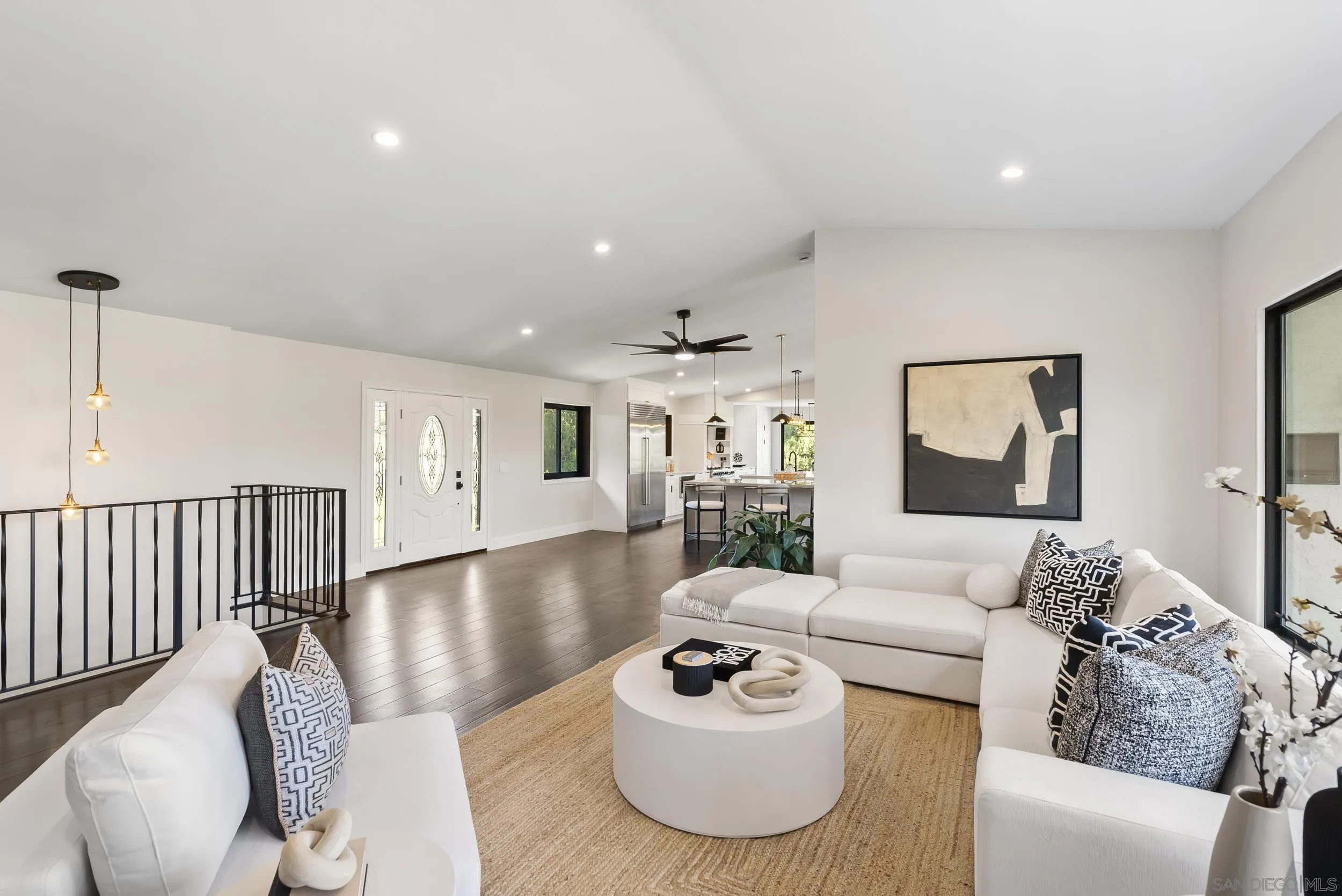 https://cdn.realtyfeed.com/cdn/127/260005362/adb20497e4ec96583e27b5bafd203388.webp