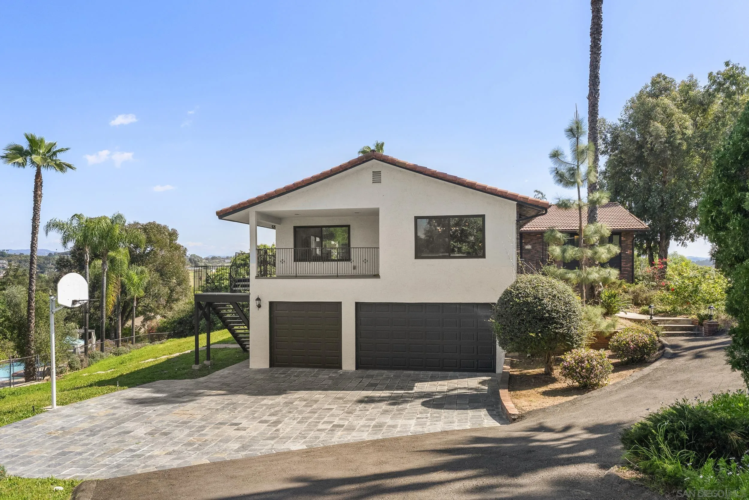 https://cdn.realtyfeed.com/cdn/127/260005362/bbb222797ad4cbc77215060bf9c27f5b.webp