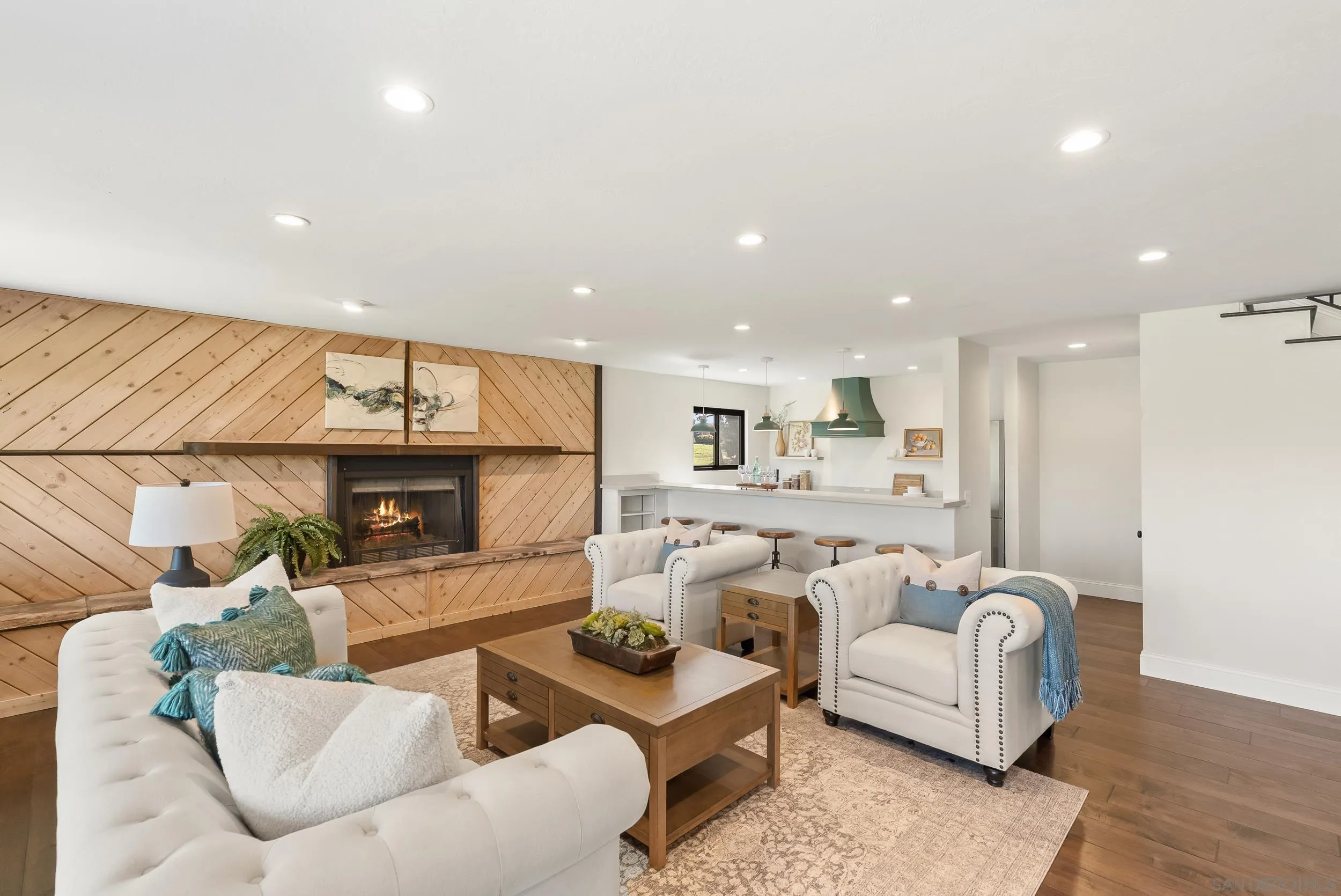 https://cdn.realtyfeed.com/cdn/127/260005362/fe4feb11709b670ba3d8c80af58b50dd.webp