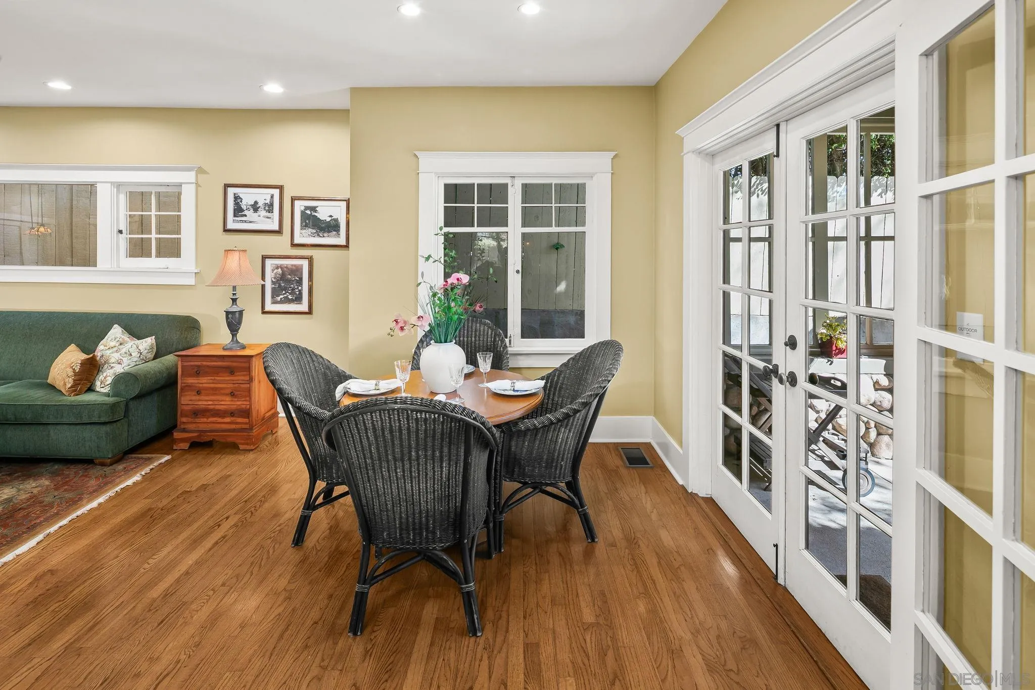 https://cdn.realtyfeed.com/cdn/127/260005365/1a151d0c5bc9c7a3b787023a144c06fd.webp