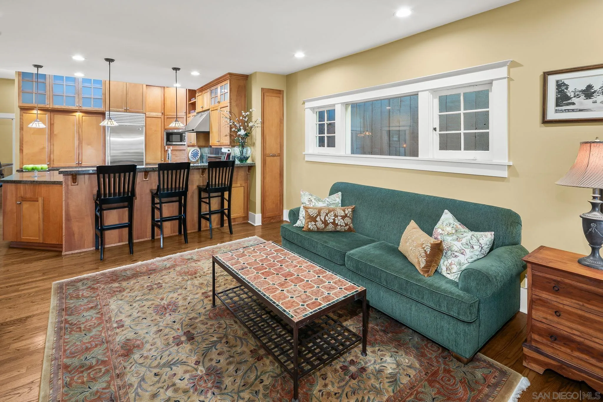 https://cdn.realtyfeed.com/cdn/127/260005365/5548e66f07e57184e563e698af0405bd.webp