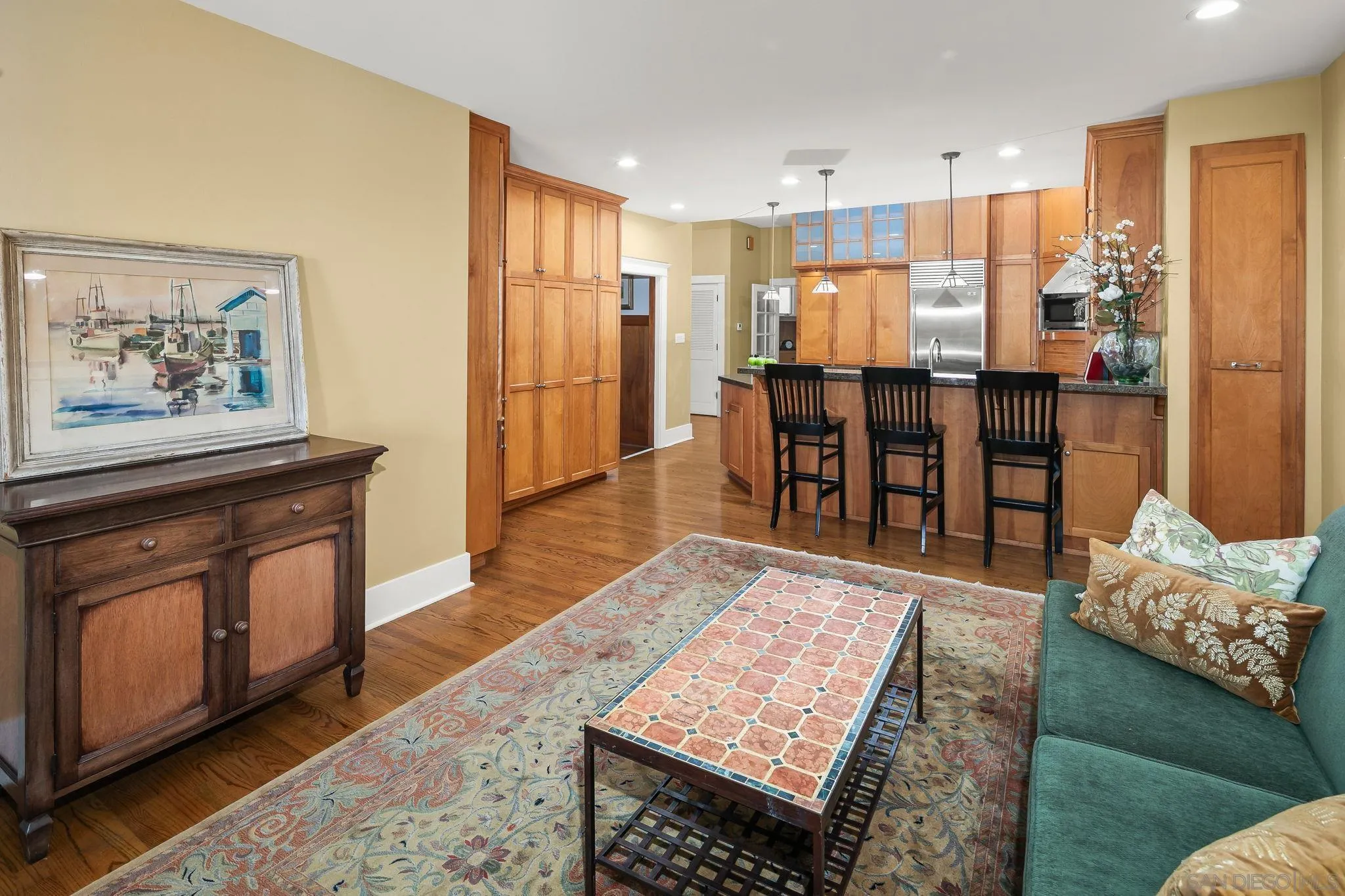 https://cdn.realtyfeed.com/cdn/127/260005365/63790767bb46ecae0238dc91c02316a3.webp