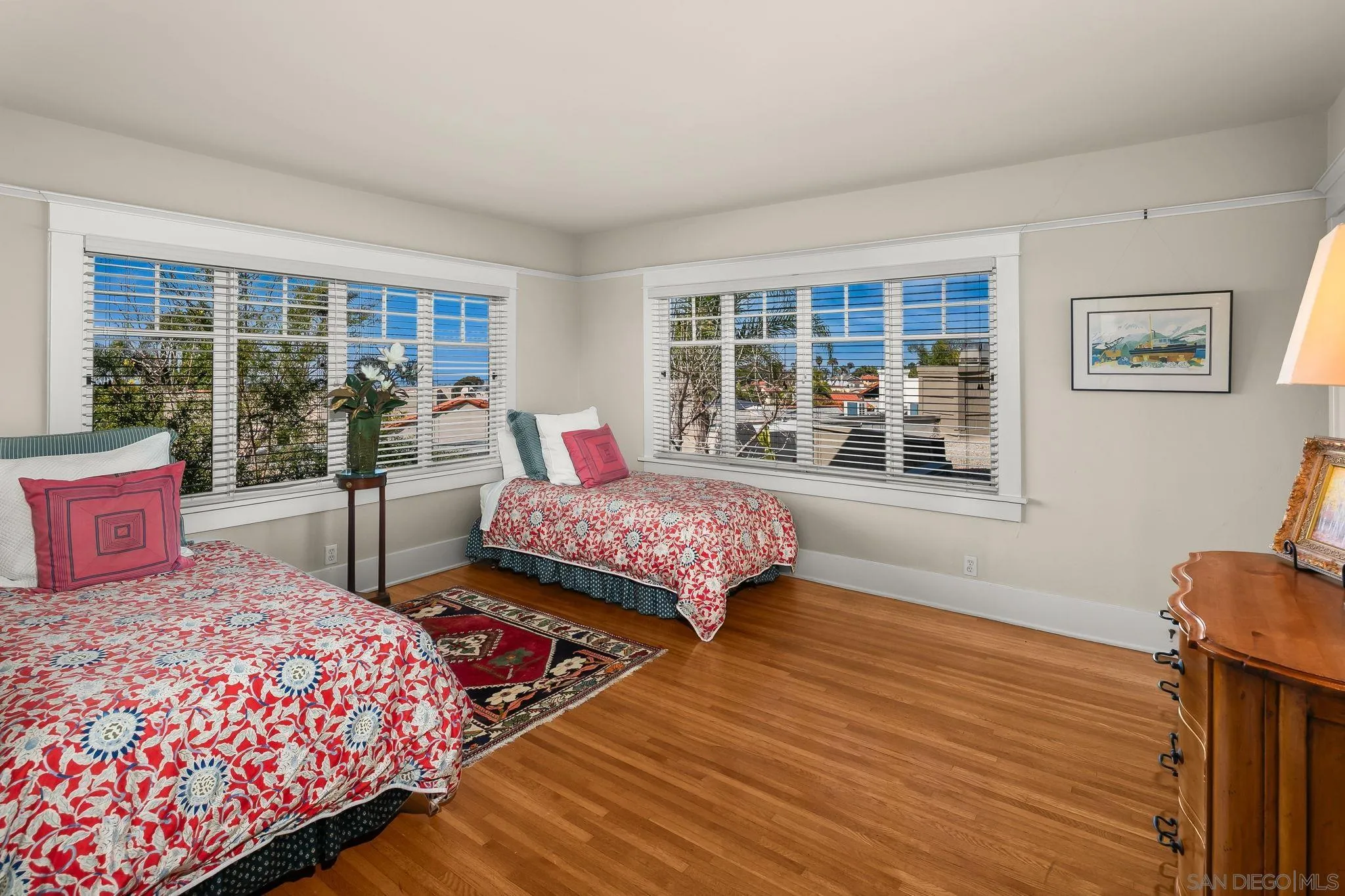 https://cdn.realtyfeed.com/cdn/127/260005365/712fec598516249949bc78e810f2a27a.webp