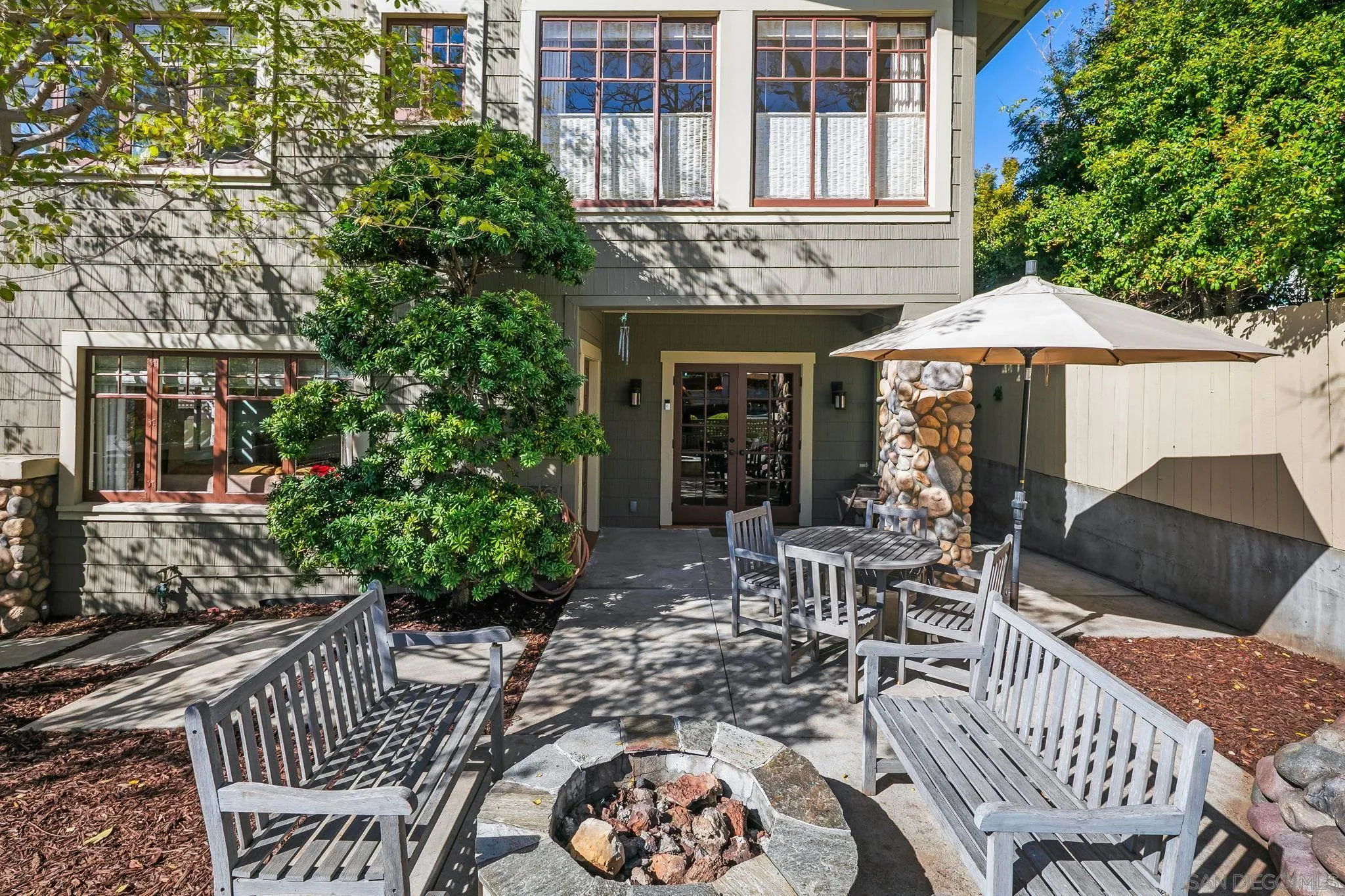 https://cdn.realtyfeed.com/cdn/127/260005365/b6062e9c0e300639c3dc0a320abea903.webp