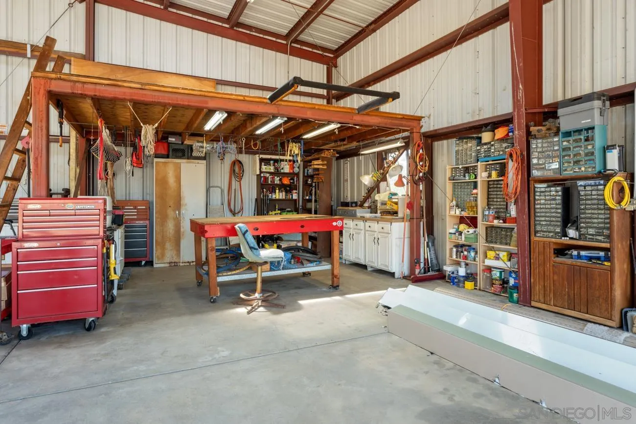 https://cdn.realtyfeed.com/cdn/127/260005368/2888cfa48b640d64e30a45380119506d.webp