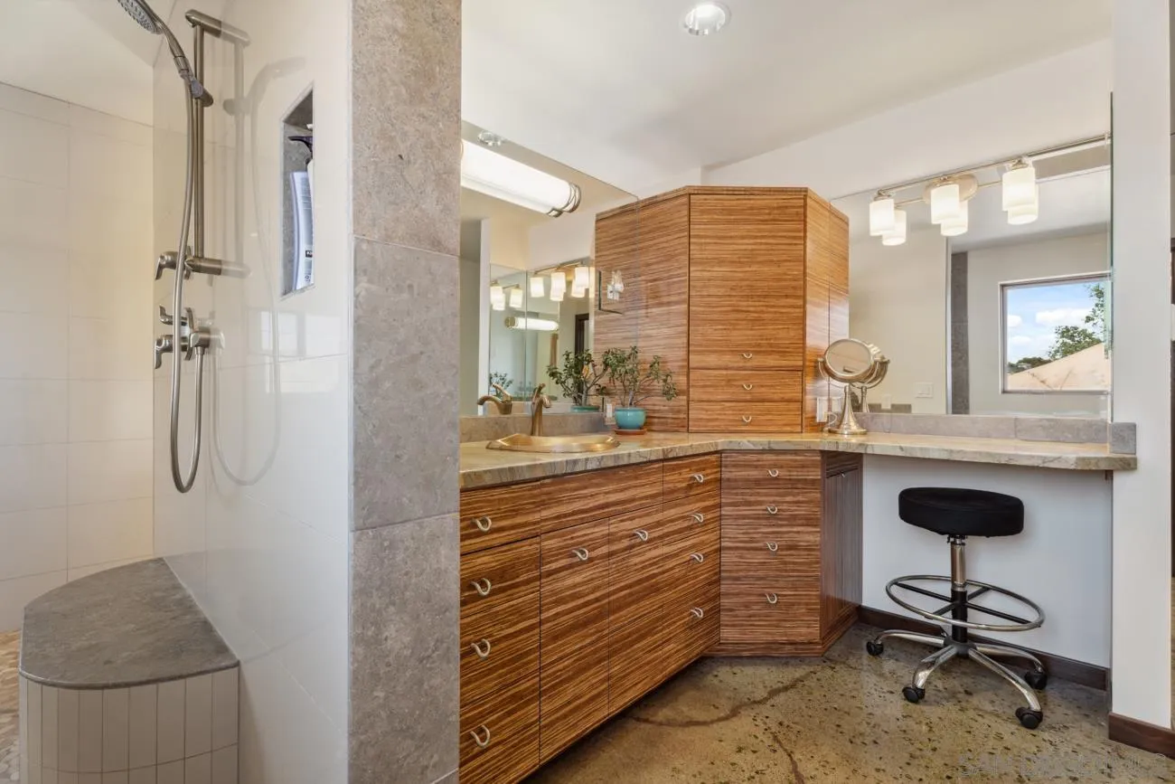 https://cdn.realtyfeed.com/cdn/127/260005368/b7ab8ded99337e9d176389c80b40a6bc.webp