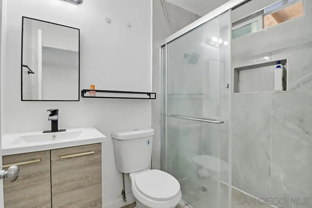 https://cdn.realtyfeed.com/cdn/127/260005370/8543bd7809c2c863aa9f0acdb9204e1e.webp