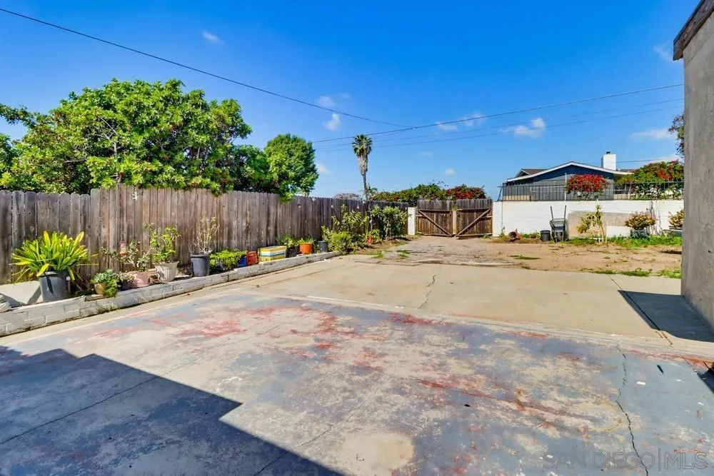 https://cdn.realtyfeed.com/cdn/127/260005370/cabd39c4e5636f5f65c24972020972c9.webp