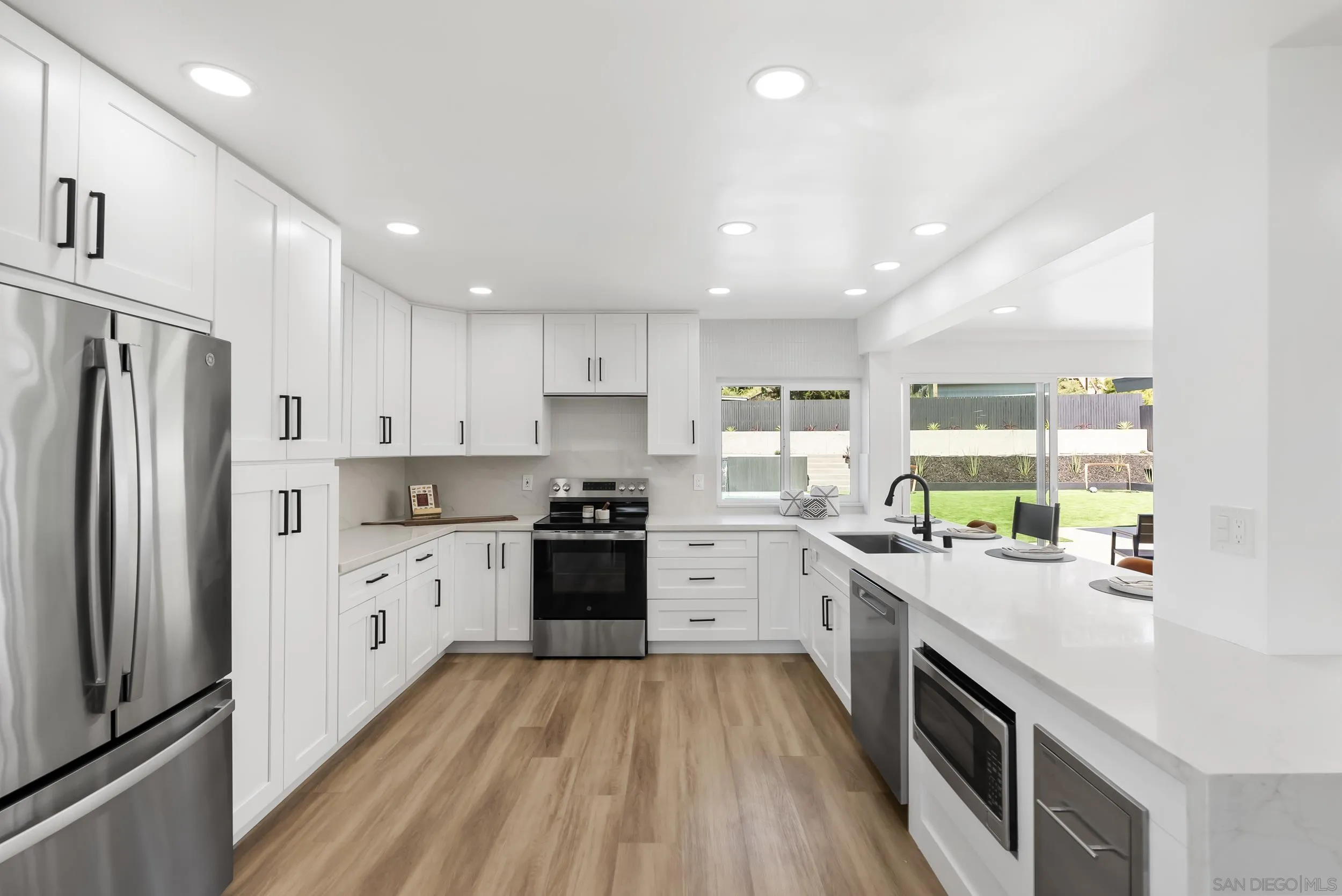 1110 Sea Village Dr, Cardiff, CA, 92007
