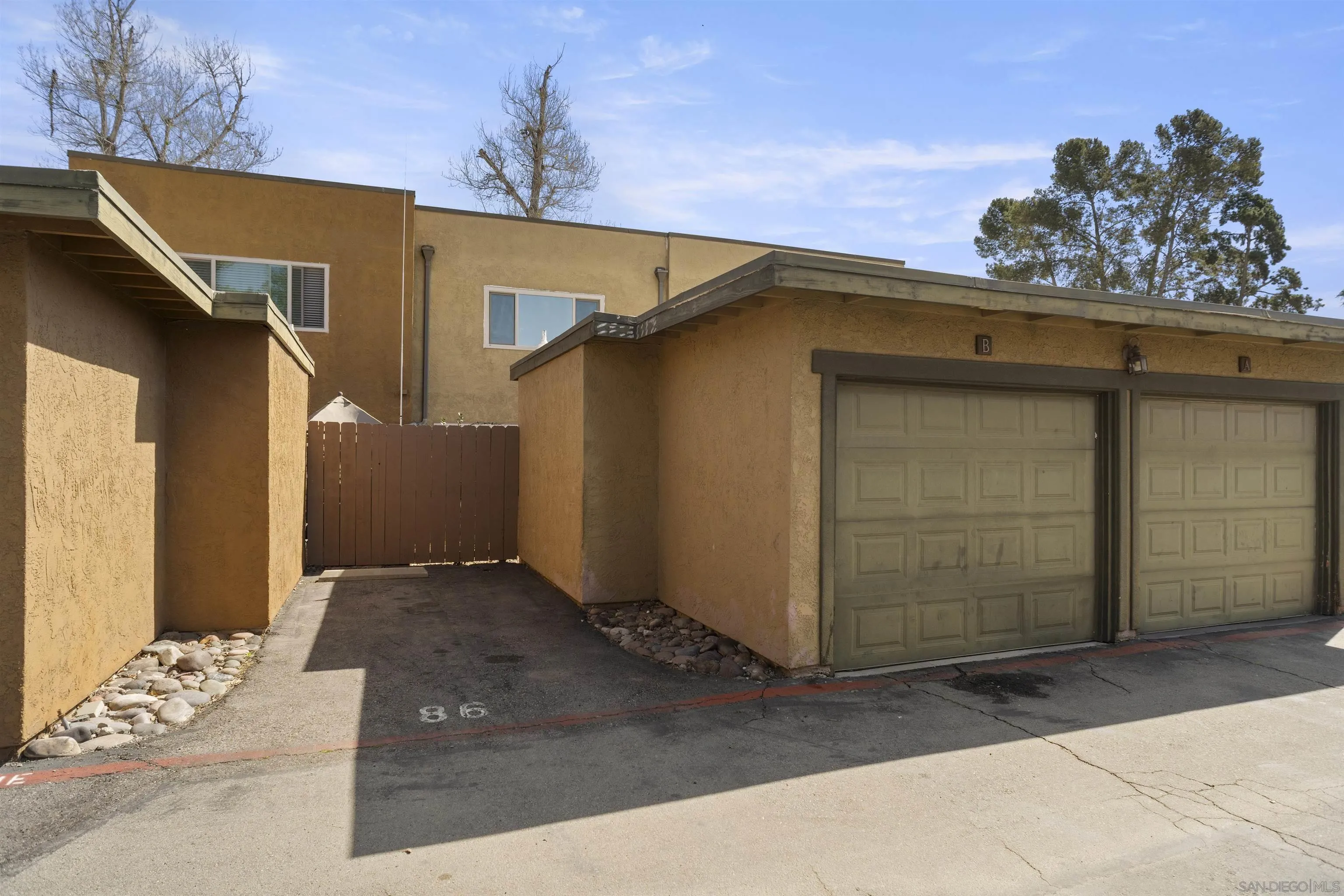 https://cdn.realtyfeed.com/cdn/127/260005376/2a26f9f78a7f43f22752b226d4b84040.webp