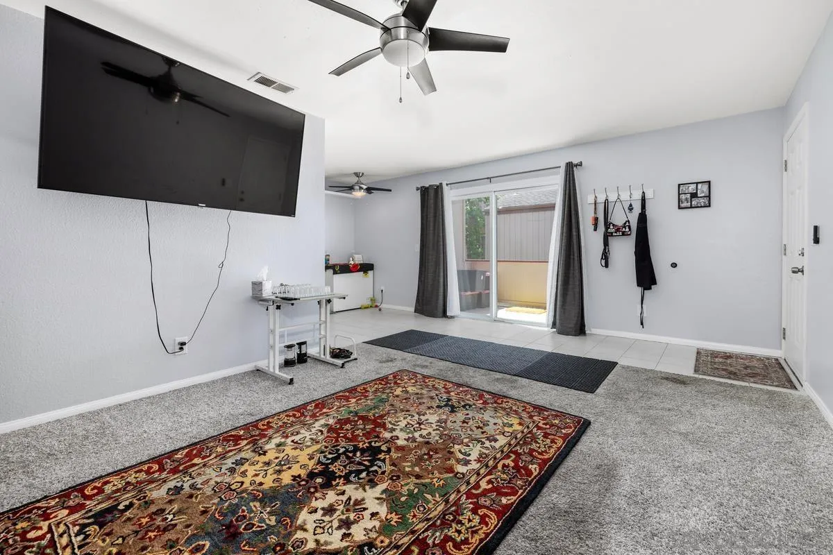 Photo #6: 260005379 Listing: Photo #6