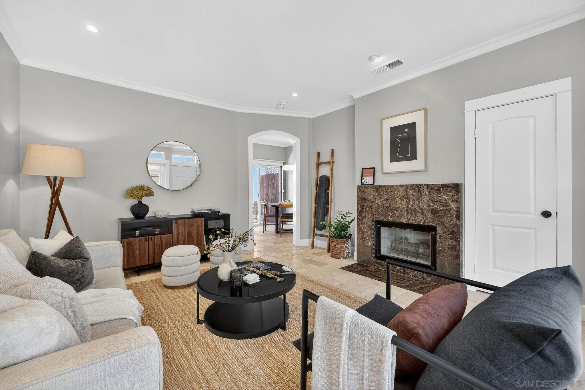 https://cdn.realtyfeed.com/cdn/127/260005380/1a920994c806a82fb66aca76ece39f7e.webp
