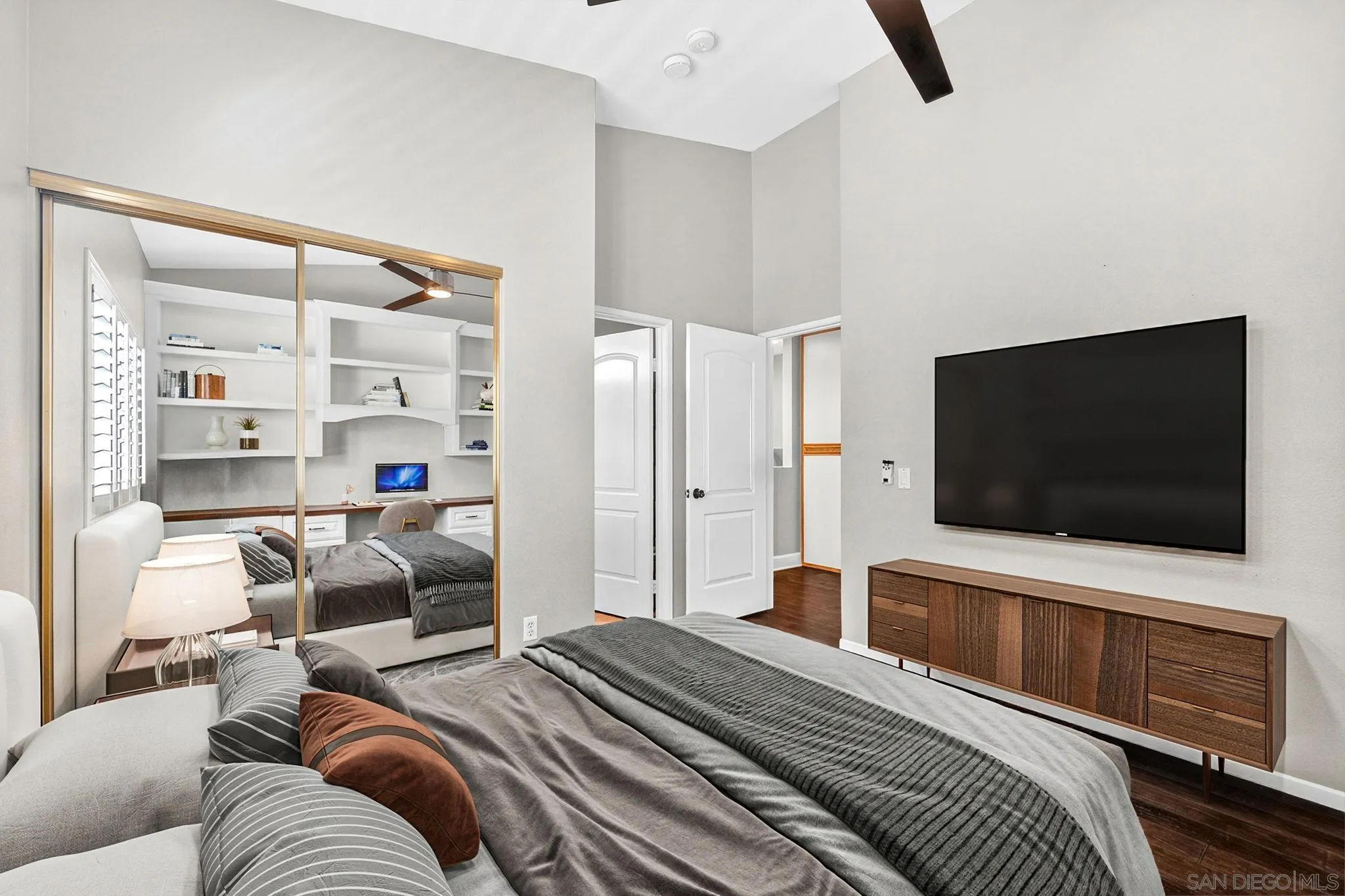 https://cdn.realtyfeed.com/cdn/127/260005380/c92e54f859e3fde65835fecf7663b50b.webp