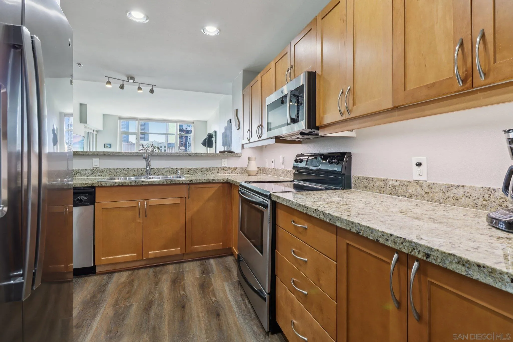 https://cdn.realtyfeed.com/cdn/127/260005381/22329f69c2eba7f99709d185b995d623.webp