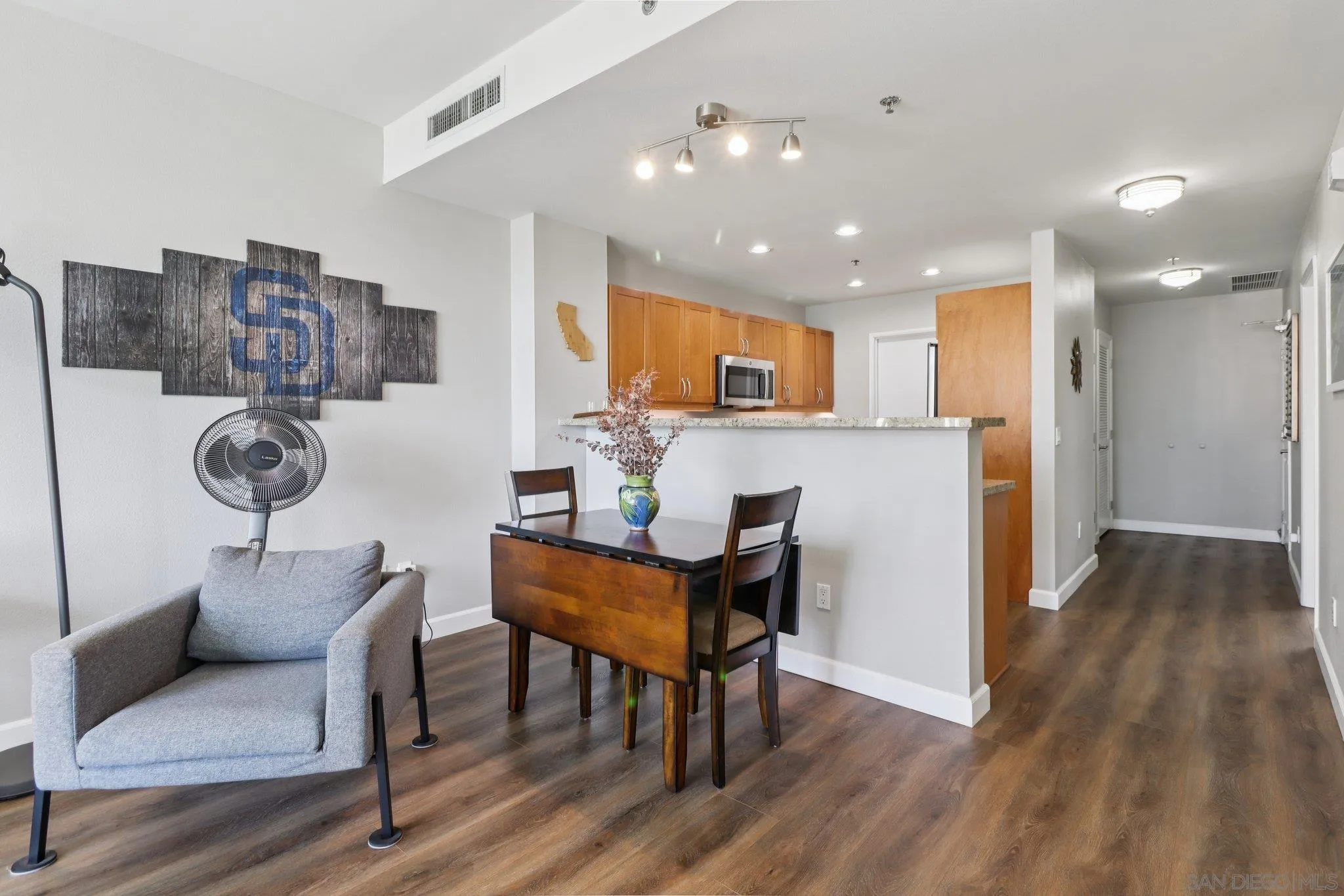 https://cdn.realtyfeed.com/cdn/127/260005381/b474b4f5ad813d375c184755386836e7.webp