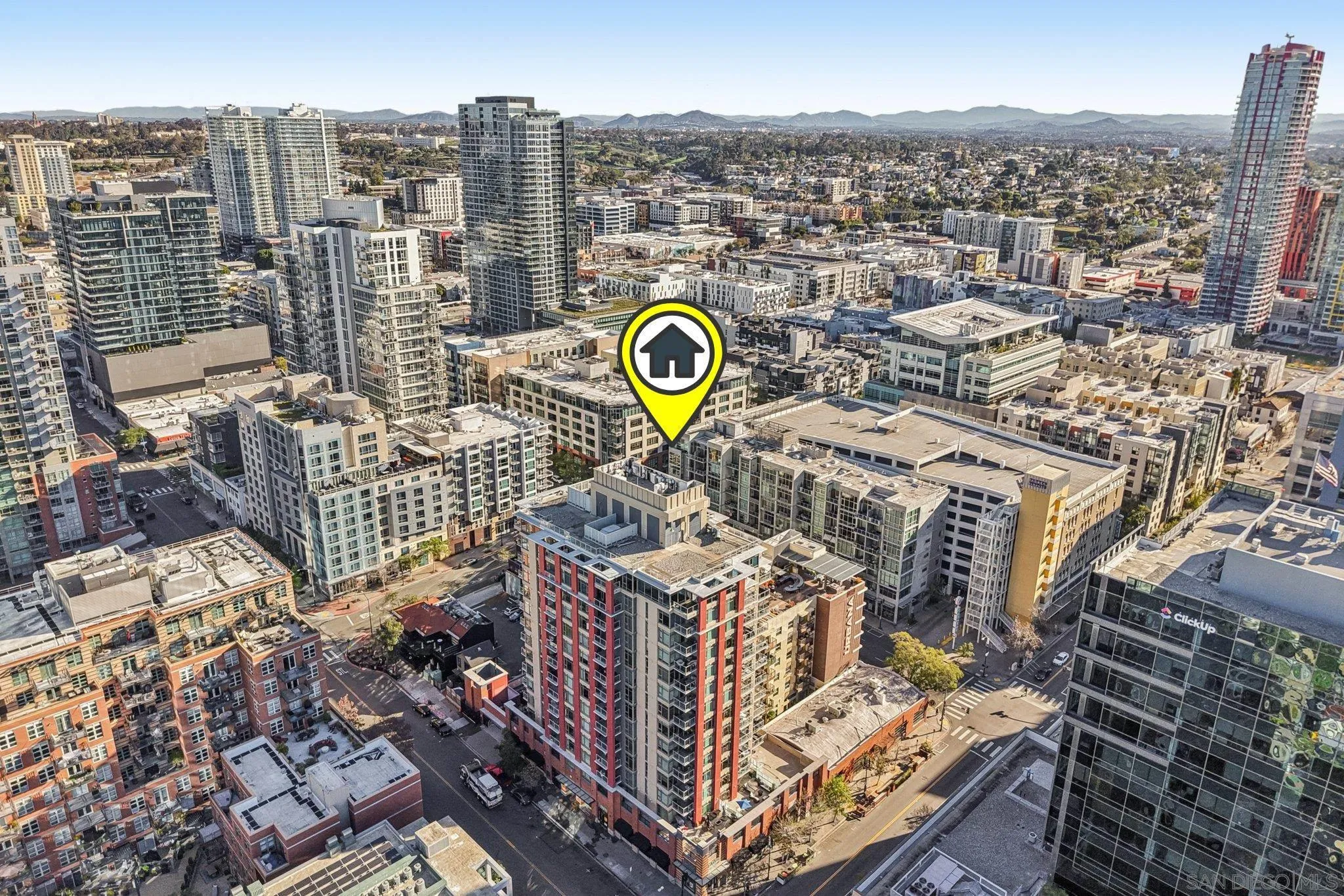 https://cdn.realtyfeed.com/cdn/127/260005381/cc67aad34a5726977c6f0dbb9273acd7.webp