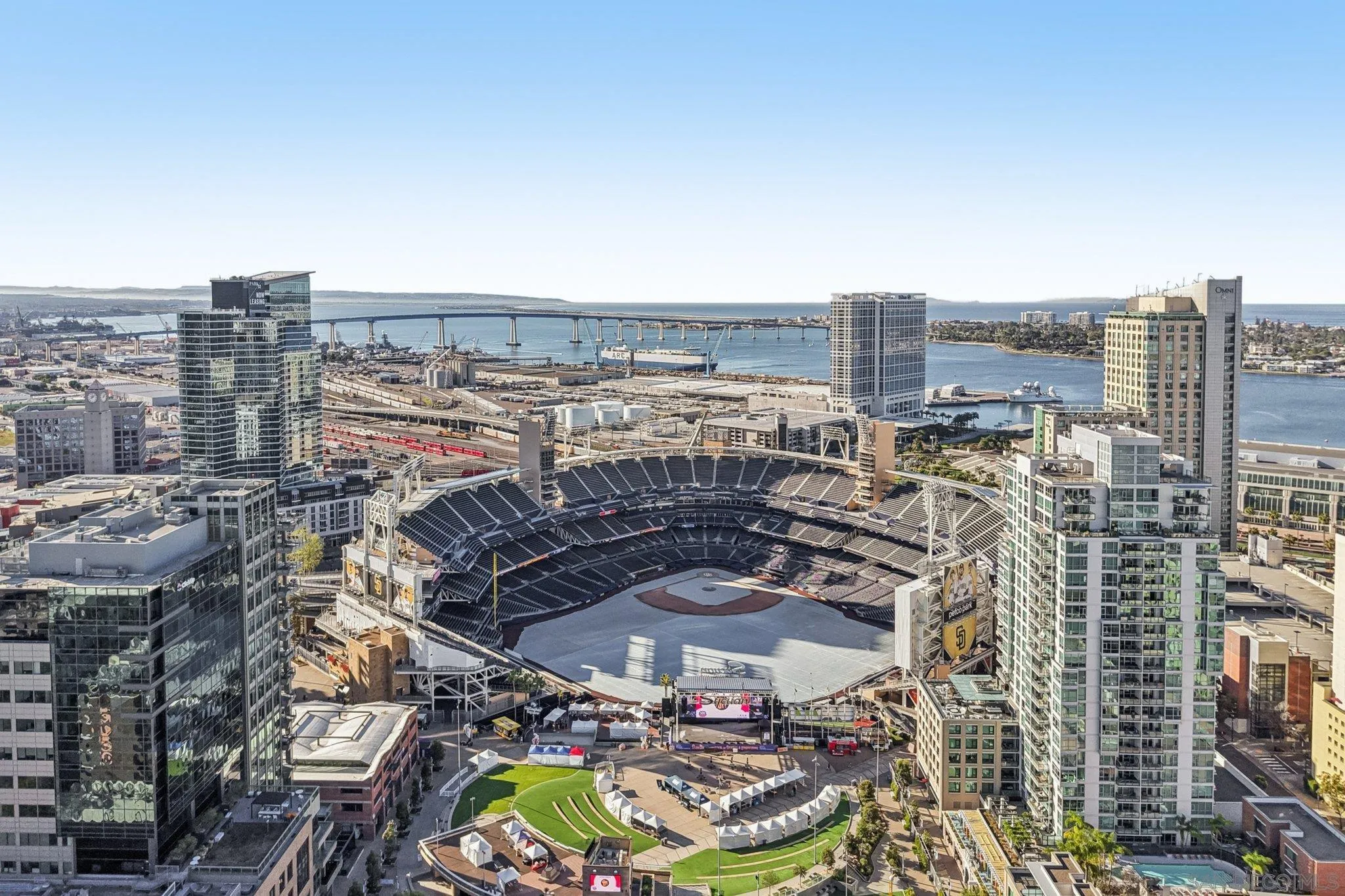 https://cdn.realtyfeed.com/cdn/127/260005381/f295c0111f8f71fe6cb449b31d7e4a9f.webp