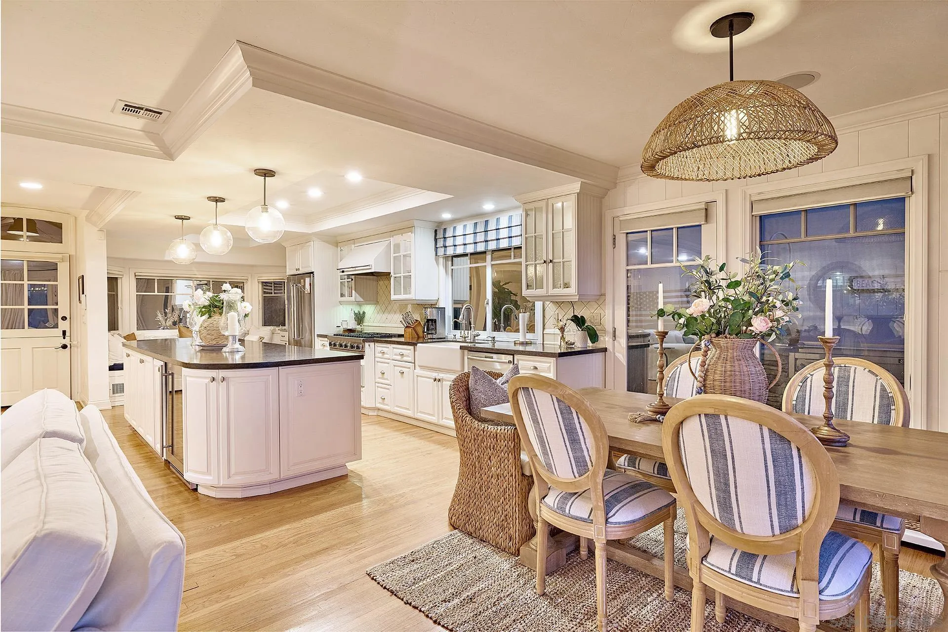 https://cdn.realtyfeed.com/cdn/127/260005382/c5eb0a5dc2395007ed763f8b4b1f9e2a.webp