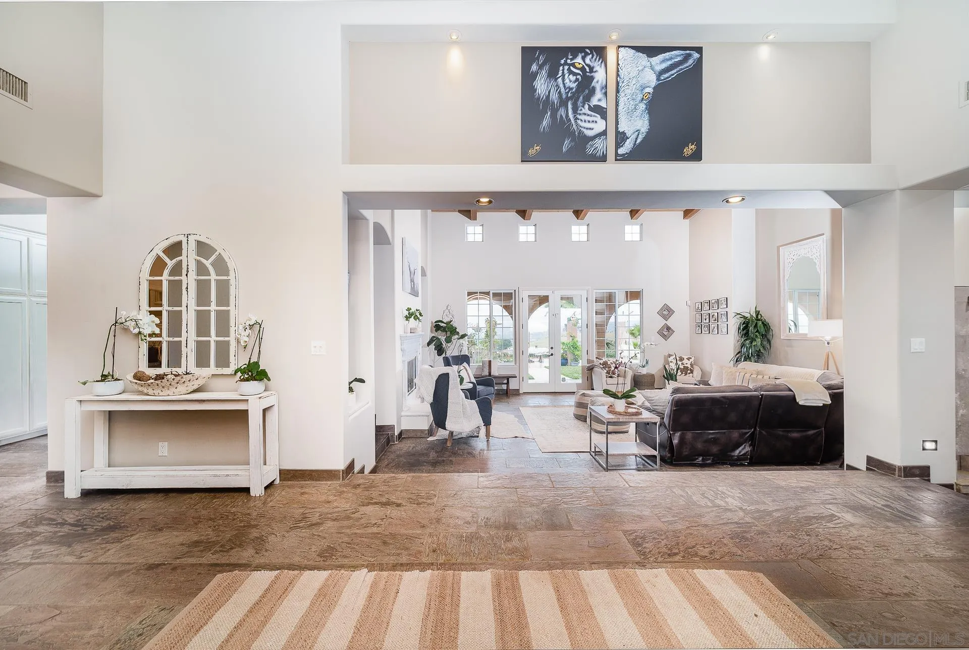https://cdn.realtyfeed.com/cdn/127/260005384/2731911330ad9b273746a27c3d6f77ef.webp