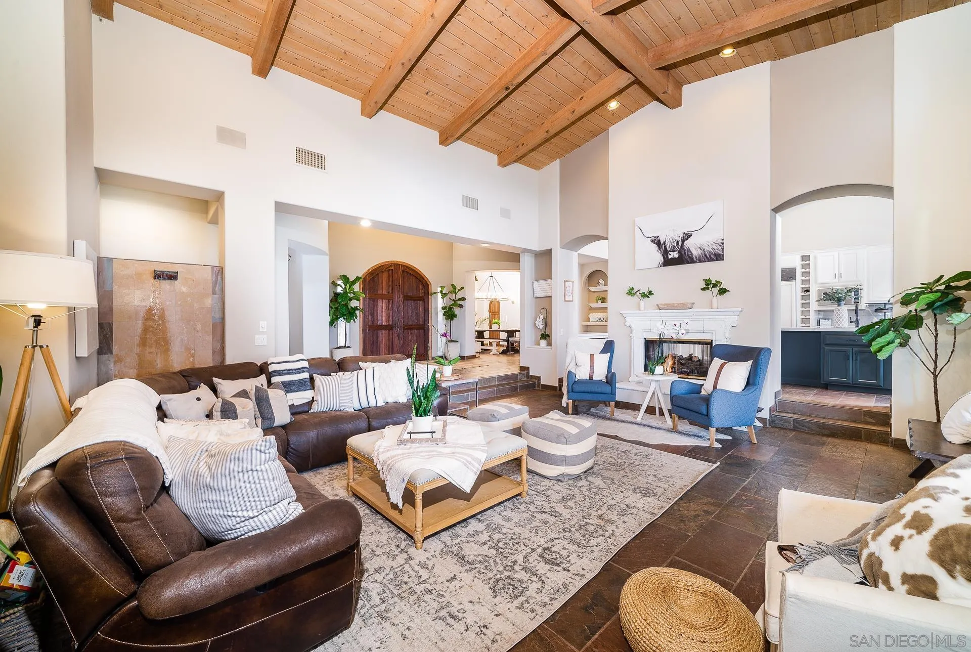 https://cdn.realtyfeed.com/cdn/127/260005384/debe1c00014f2c9aded928aa7bf375e0.webp