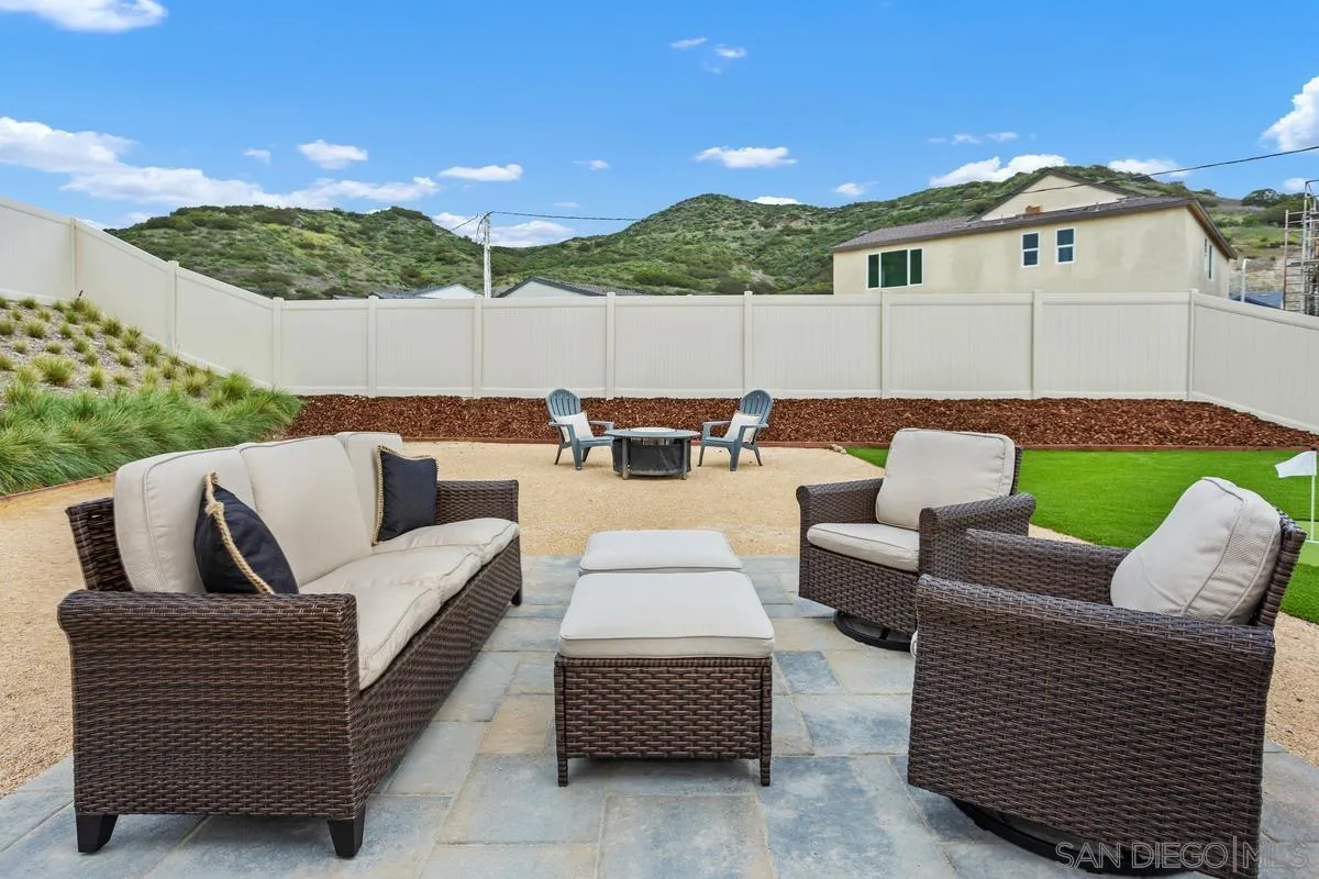 https://cdn.realtyfeed.com/cdn/127/260005385/5a6bb87012ded26d96c42a1b2539bd19.webp