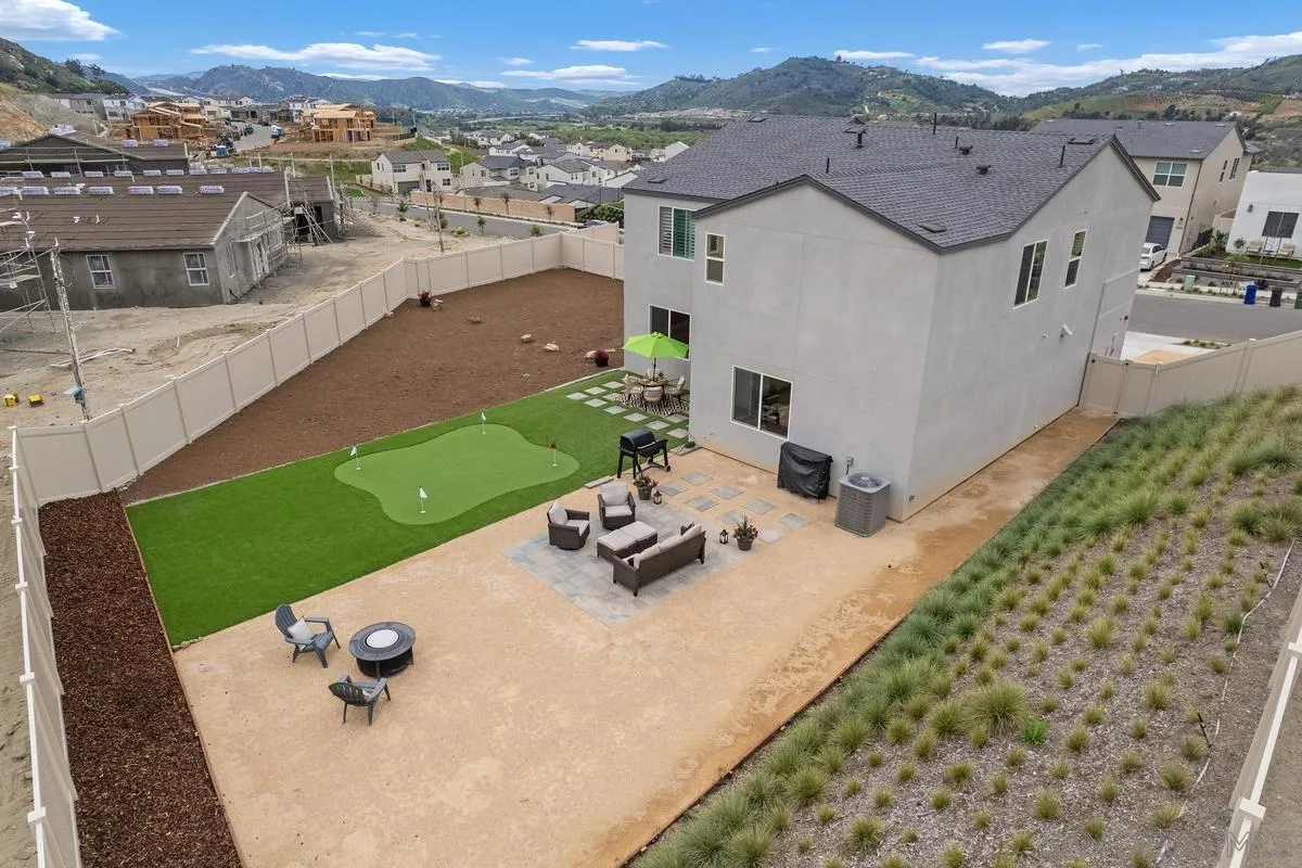 https://cdn.realtyfeed.com/cdn/127/260005385/7644558efb7bb85921396f8a370a49b1.webp
