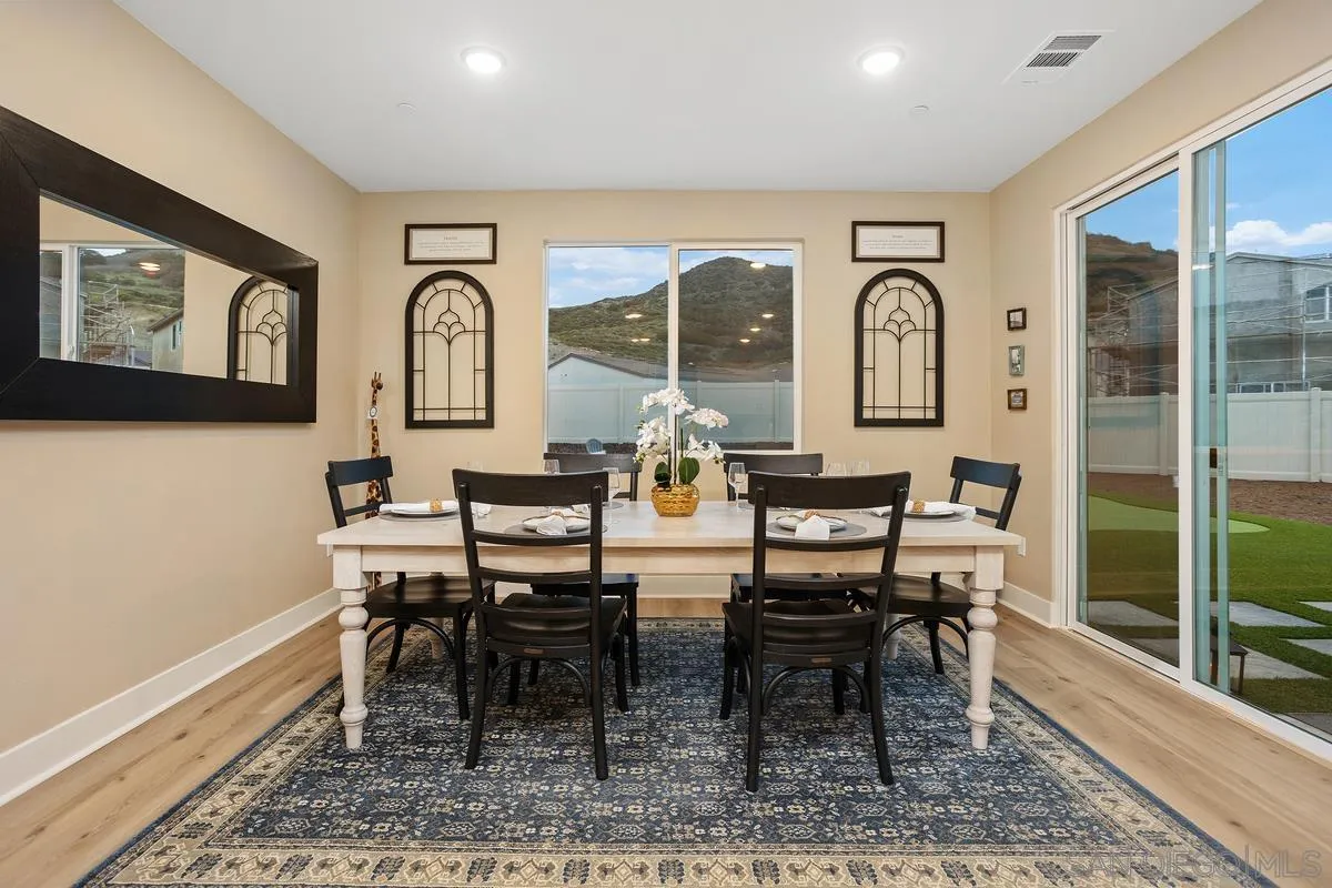 https://cdn.realtyfeed.com/cdn/127/260005385/791a906b89fc309c6aacb1a623c83217.webp