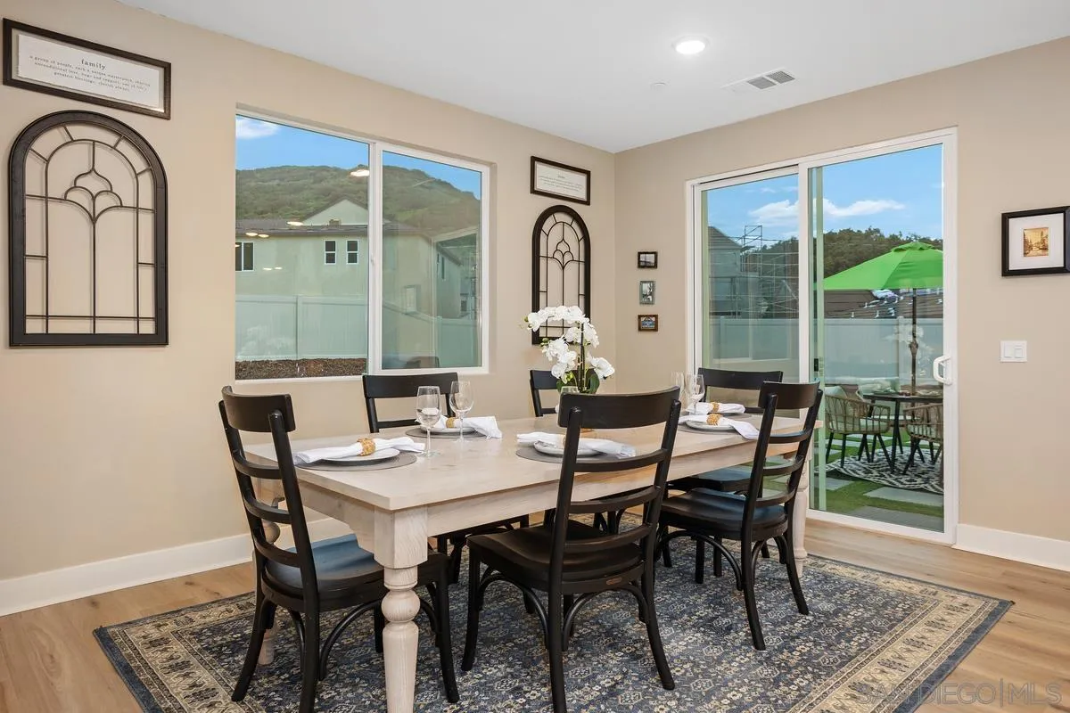 https://cdn.realtyfeed.com/cdn/127/260005385/84e6443d98e92d81fb5aa88eaa1d9463.webp
