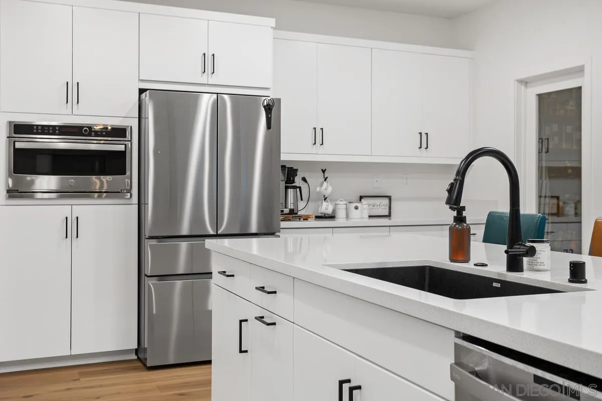 https://cdn.realtyfeed.com/cdn/127/260005385/af510720f2c96ef4a5520028e4ad7879.webp