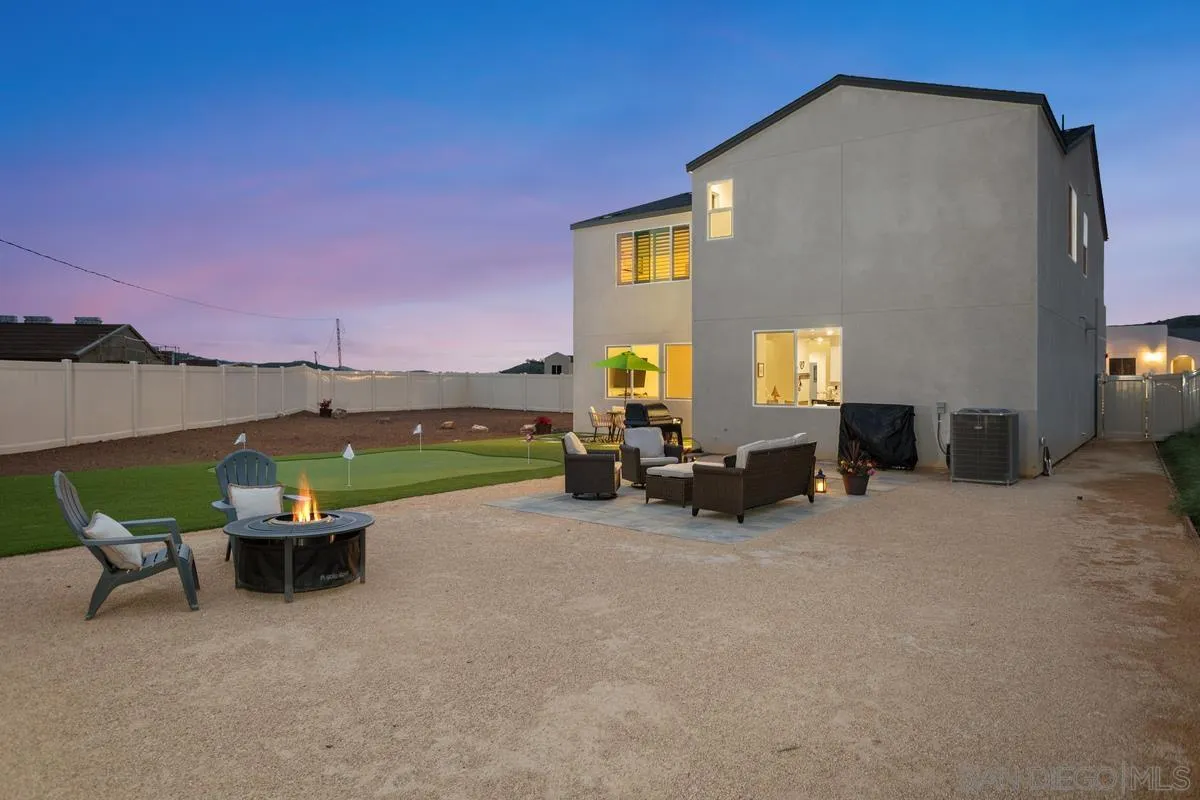 https://cdn.realtyfeed.com/cdn/127/260005385/b96b6aac309856f65fb98e252204b8dd.webp