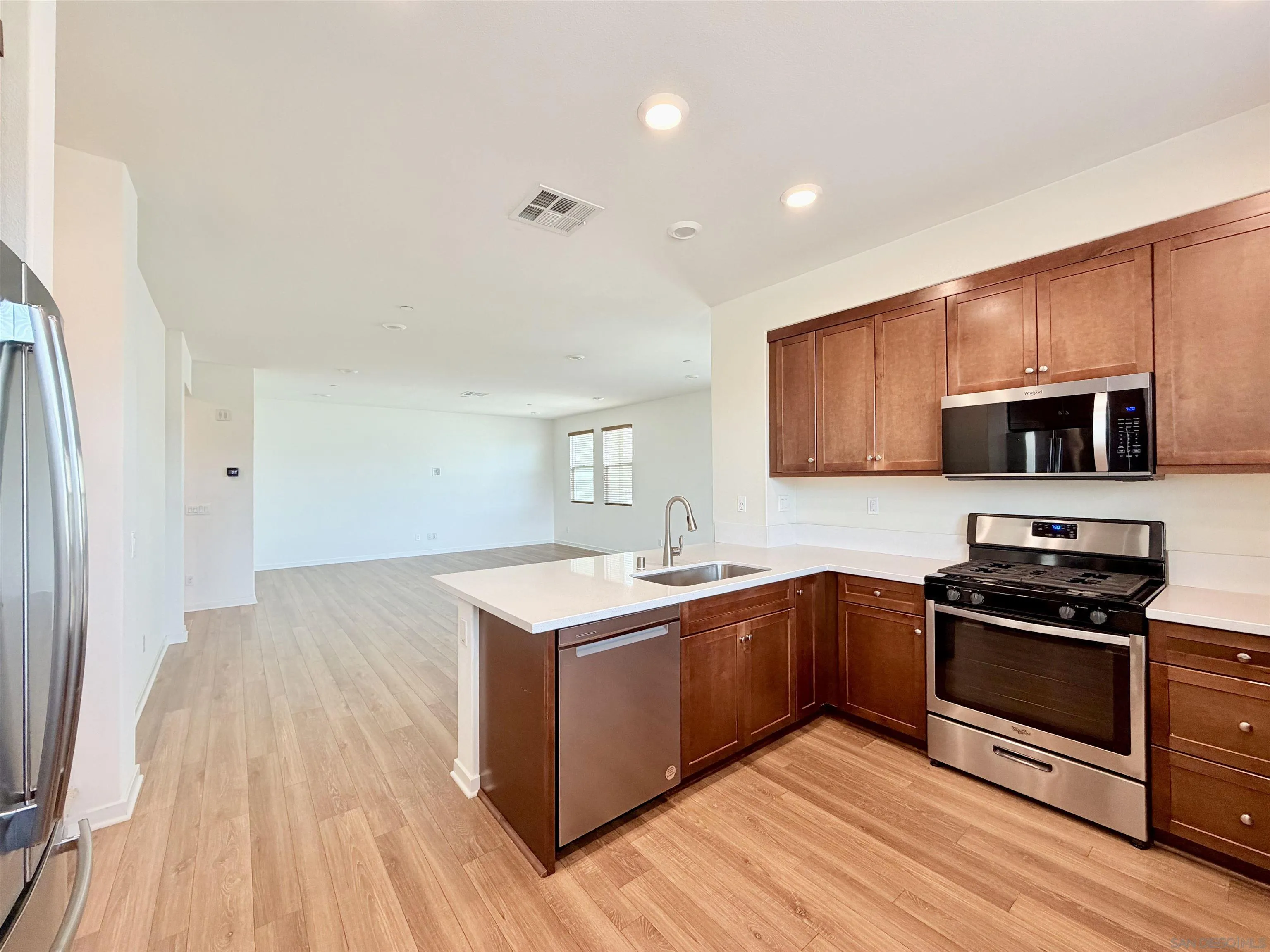 Photo #20: 260005387 Listing: Photo #20