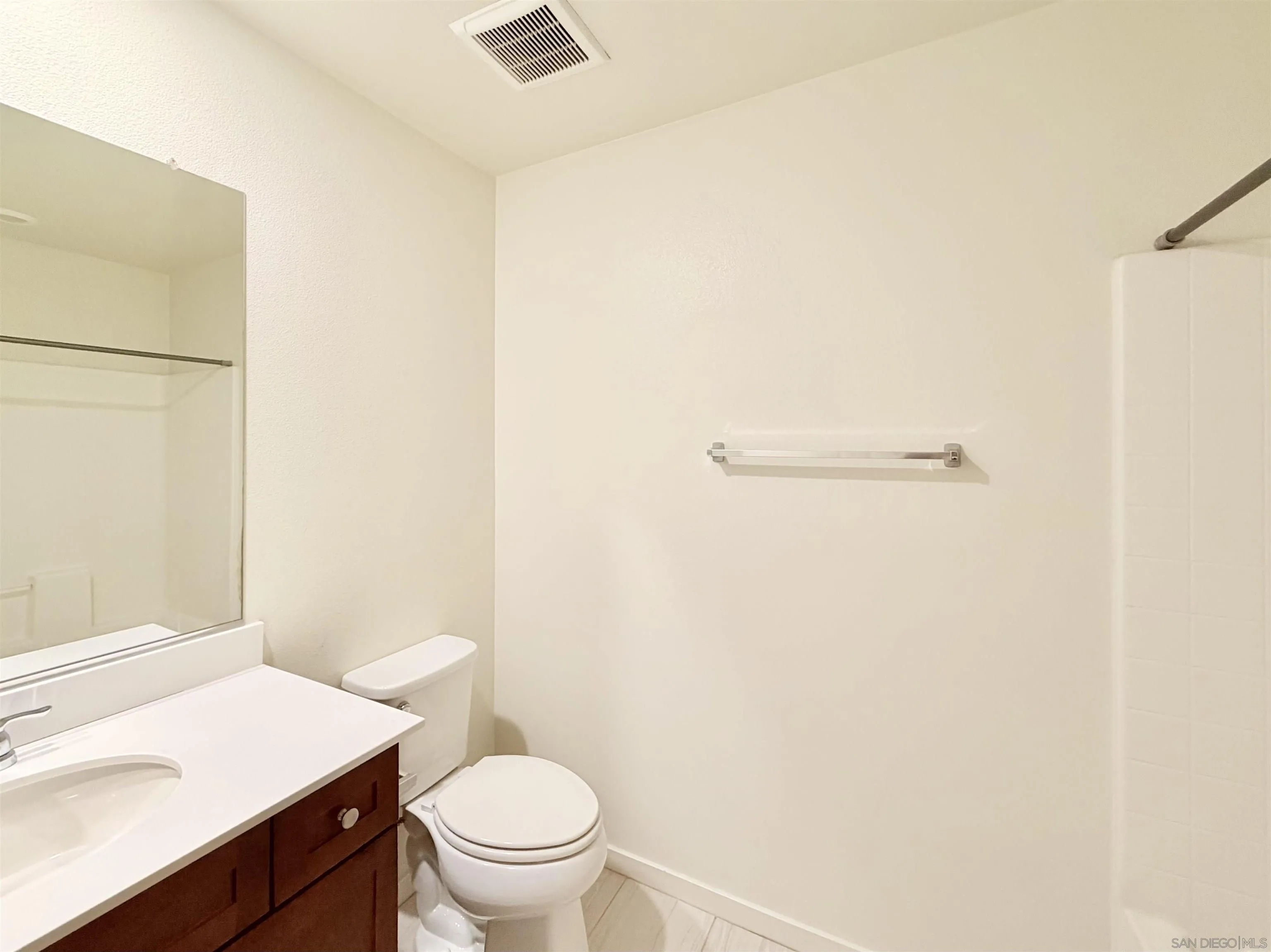 Photo #37: 260005387 Listing: Photo #37