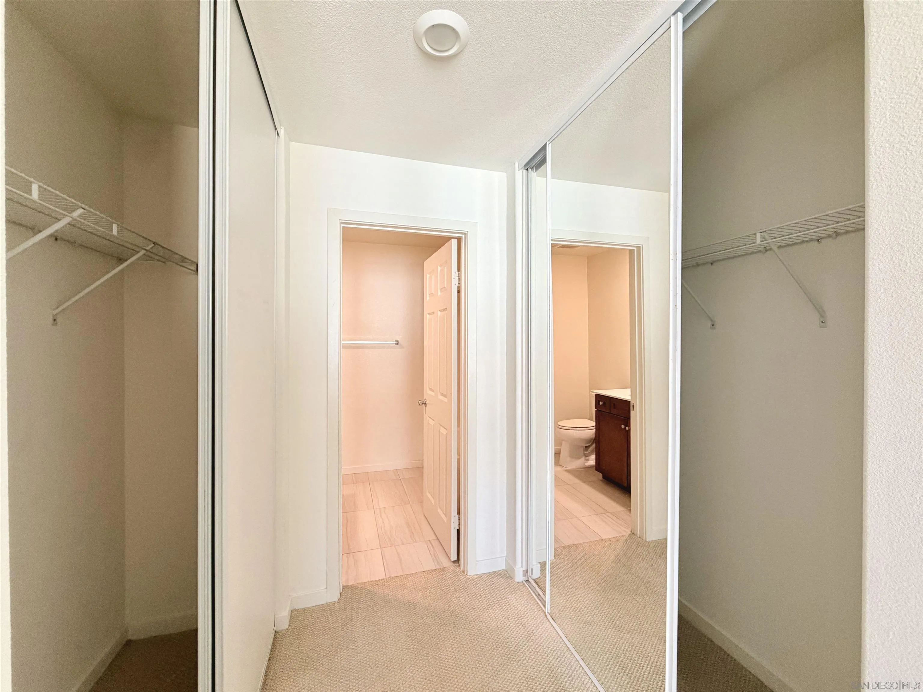 Photo #36: 260005387 Listing: Photo #36