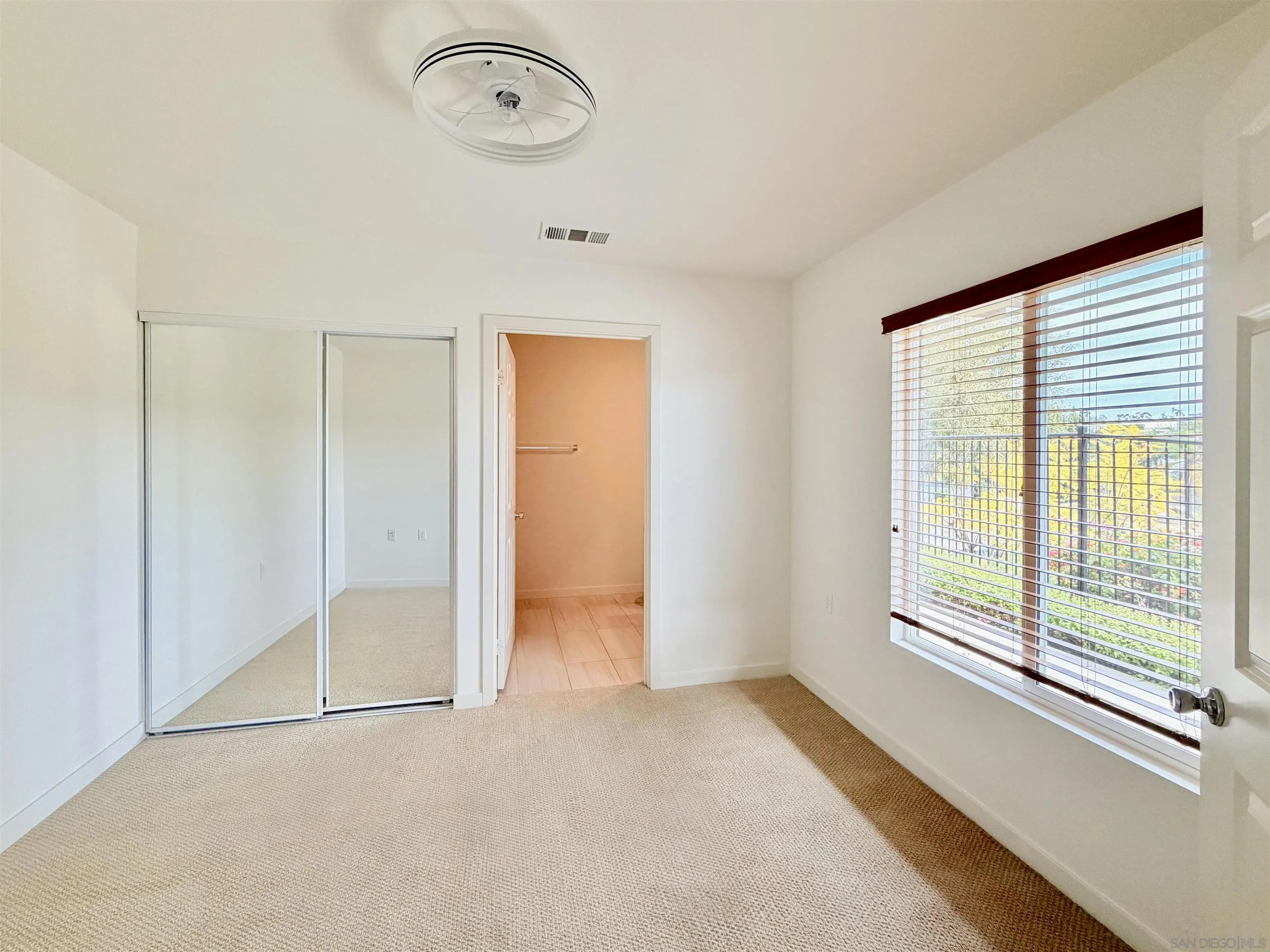 Photo #6: 260005387 Listing: Photo #6
