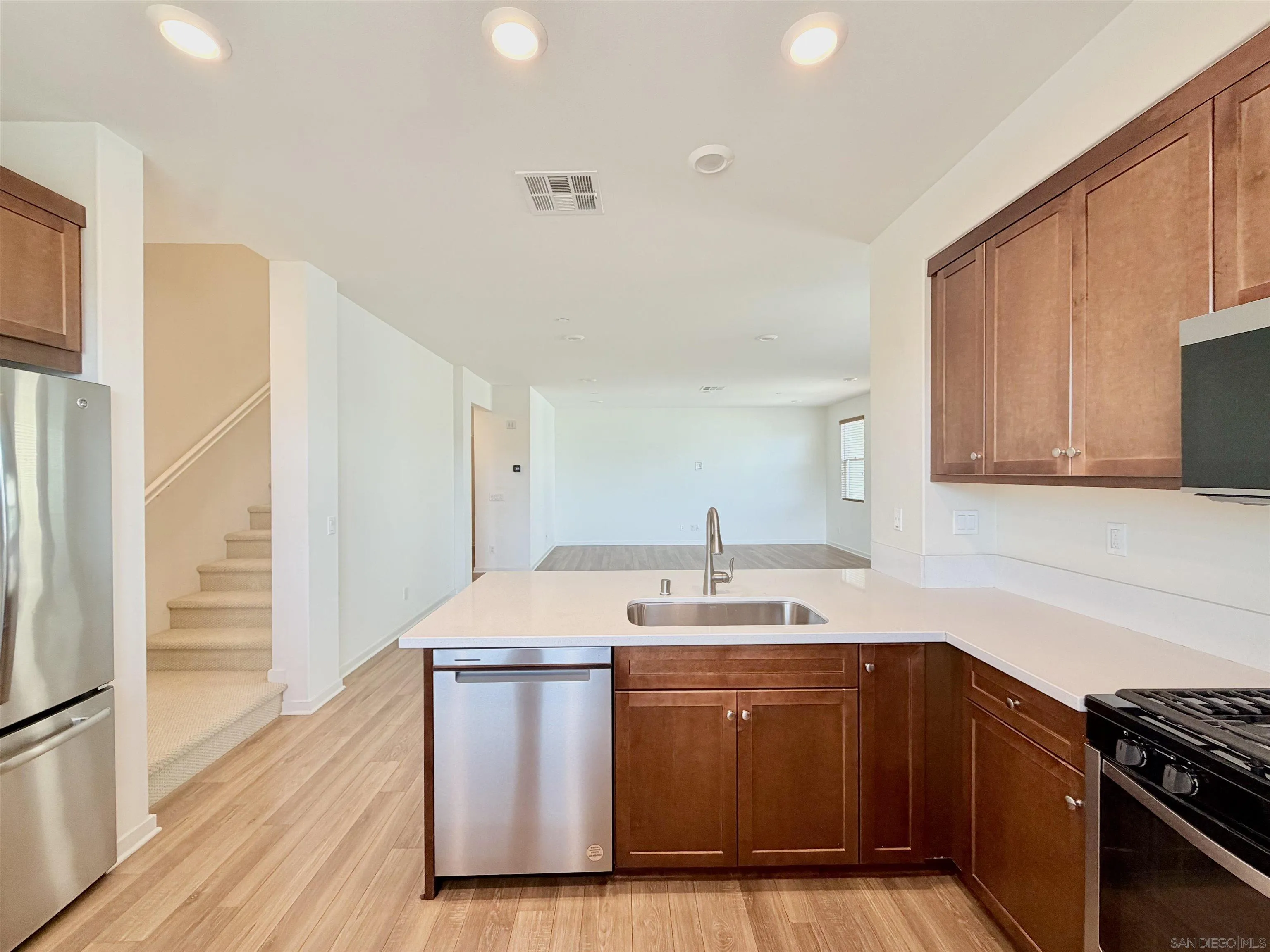 Photo #21: 260005387 Listing: Photo #21