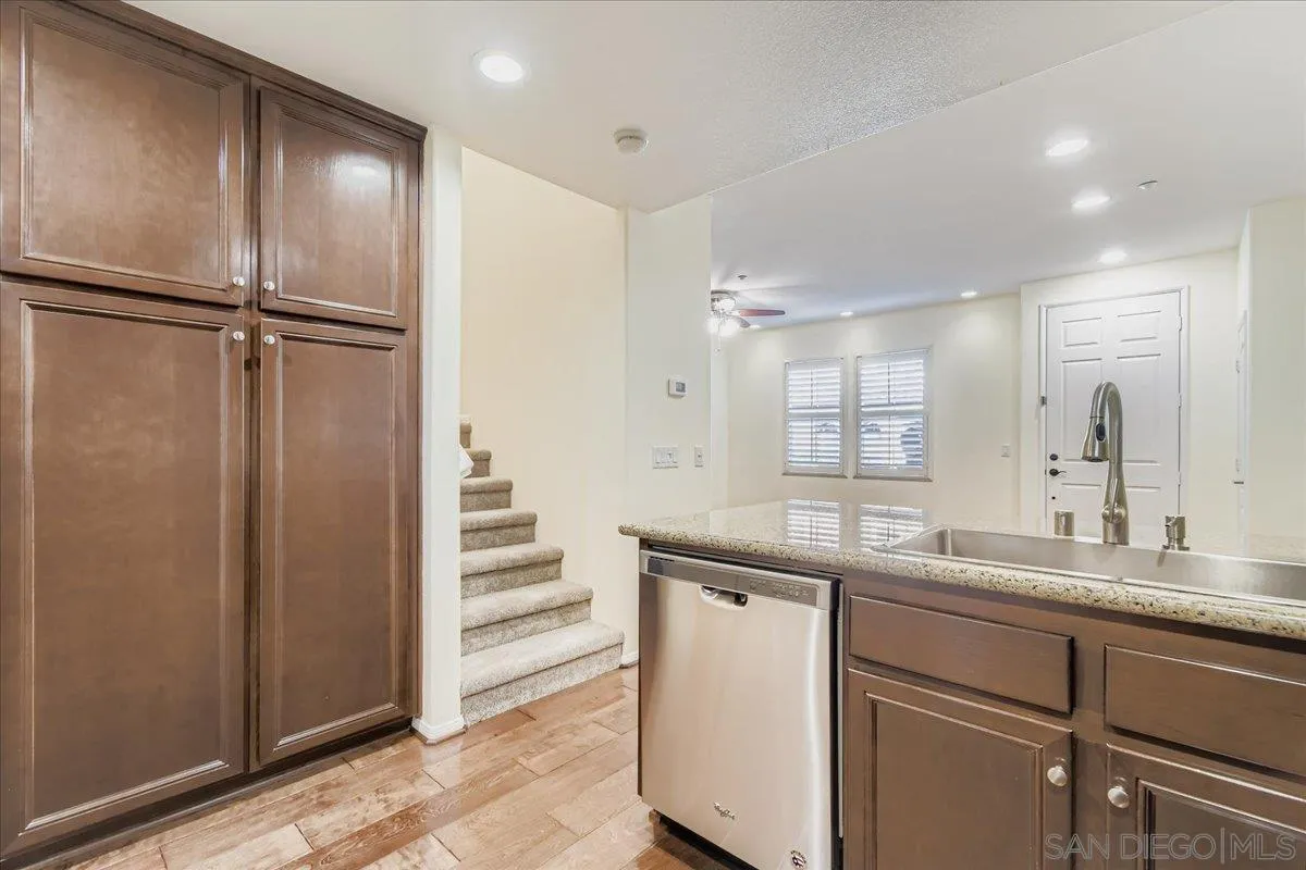 Photo #11: 260005390 Listing: Photo #11