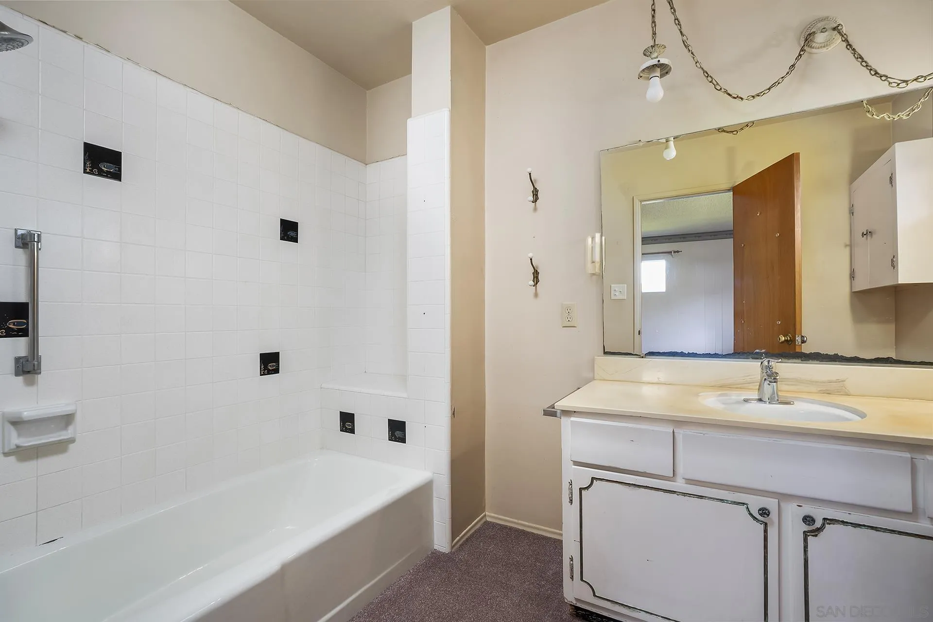 https://cdn.realtyfeed.com/cdn/127/260005391/1fb85dd92e5bab6ad35facfd8c6e72a7.webp