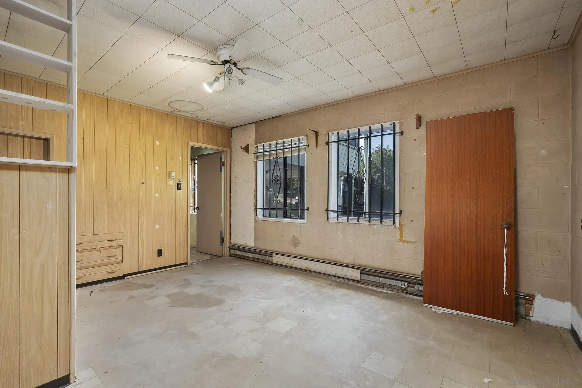 https://cdn.realtyfeed.com/cdn/127/260005391/aa46cf3632f0ccba745594a42515e470.webp