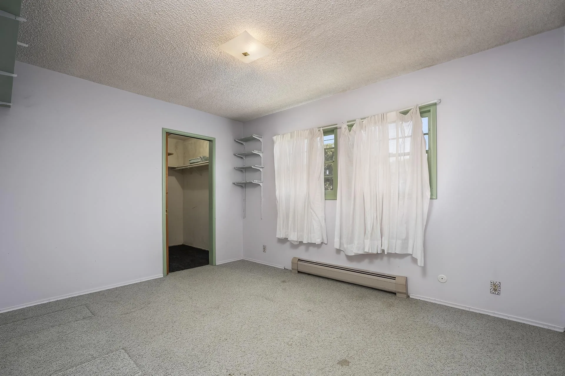https://cdn.realtyfeed.com/cdn/127/260005391/d700240578c25c8696eb2ce4fe7c7a68.webp